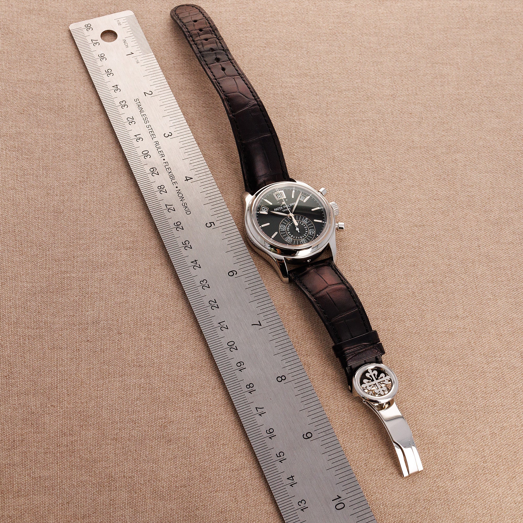 Patek Philippe Platinum Annual Calendar Chronograph Ref. 5960P-016 - Image 9