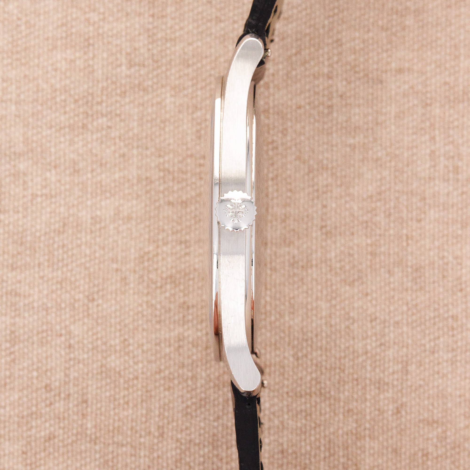 Patek Philippe Platinum Calatrava Watch Ref. 5196 - Image 4