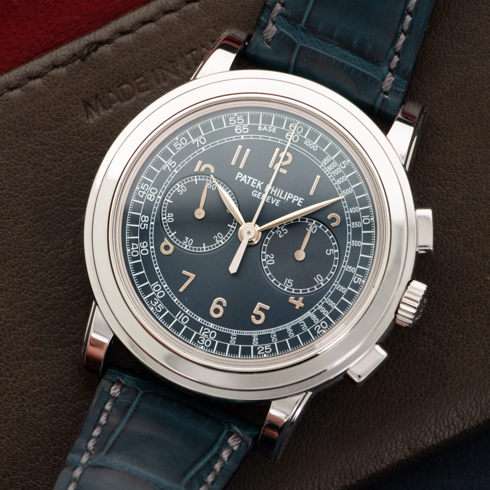 Patek Philippe Platinum Chronograph Watch Ref. 5070 - Image 2