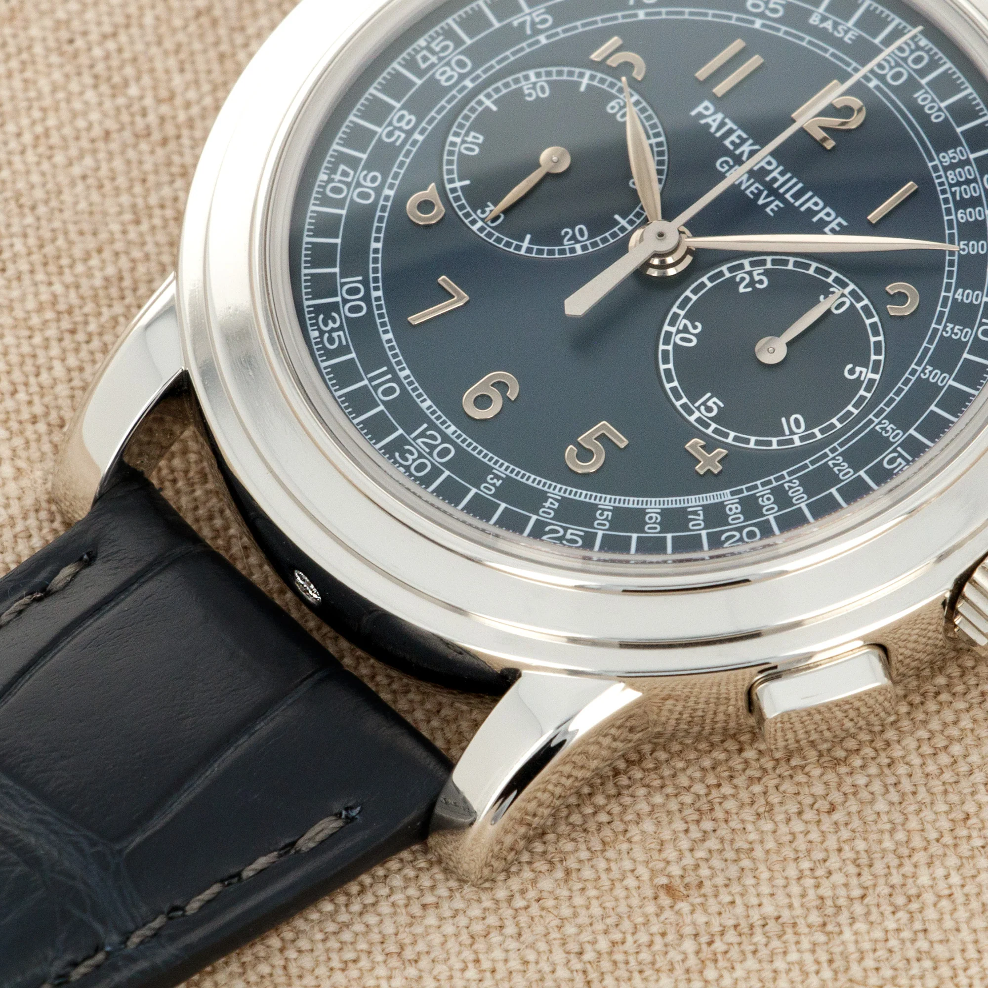 Patek Philippe Platinum Chronograph Watch Ref. 5070 - Image 4