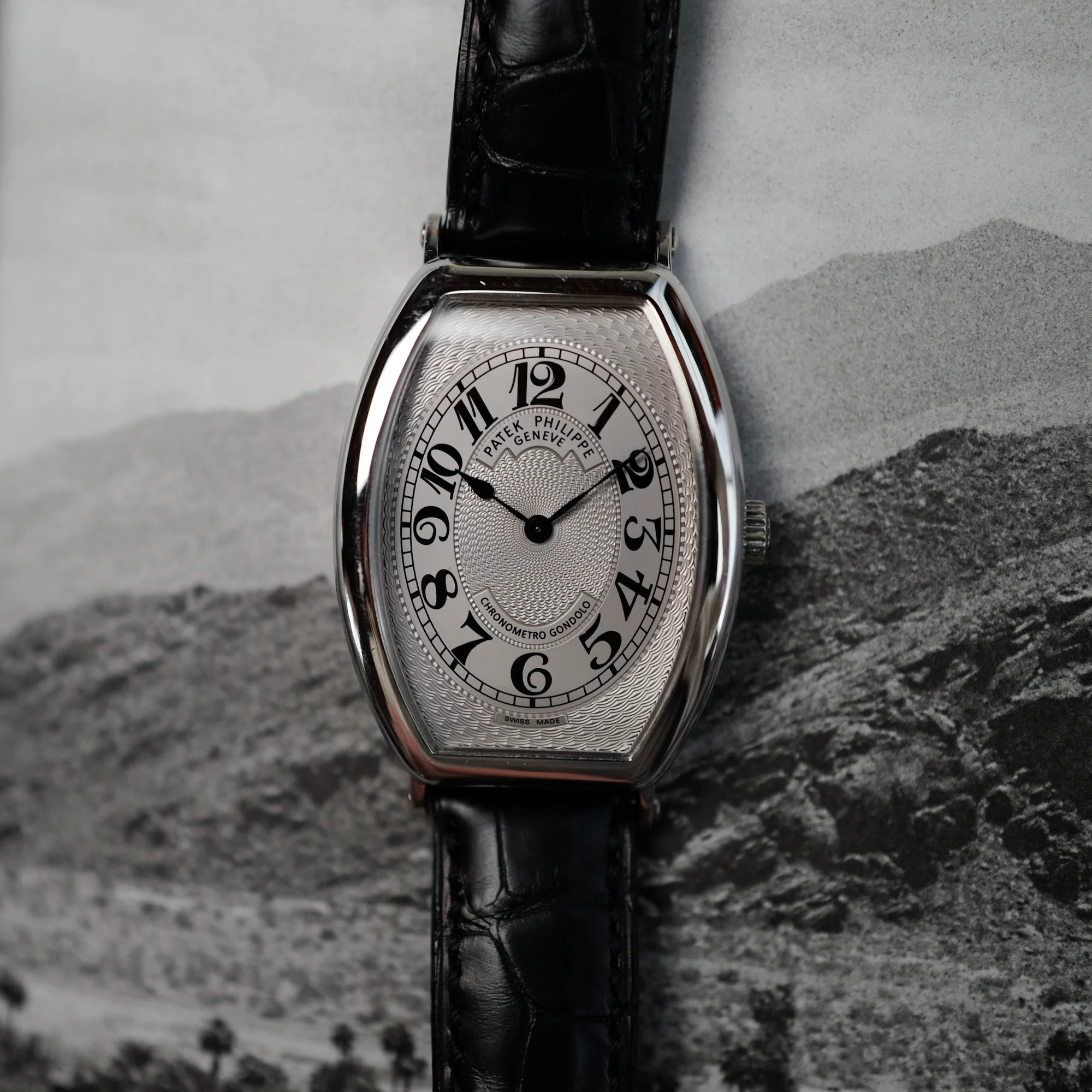 Patek Philippe Platinum Gondolo Ref. 5098 - Image 5