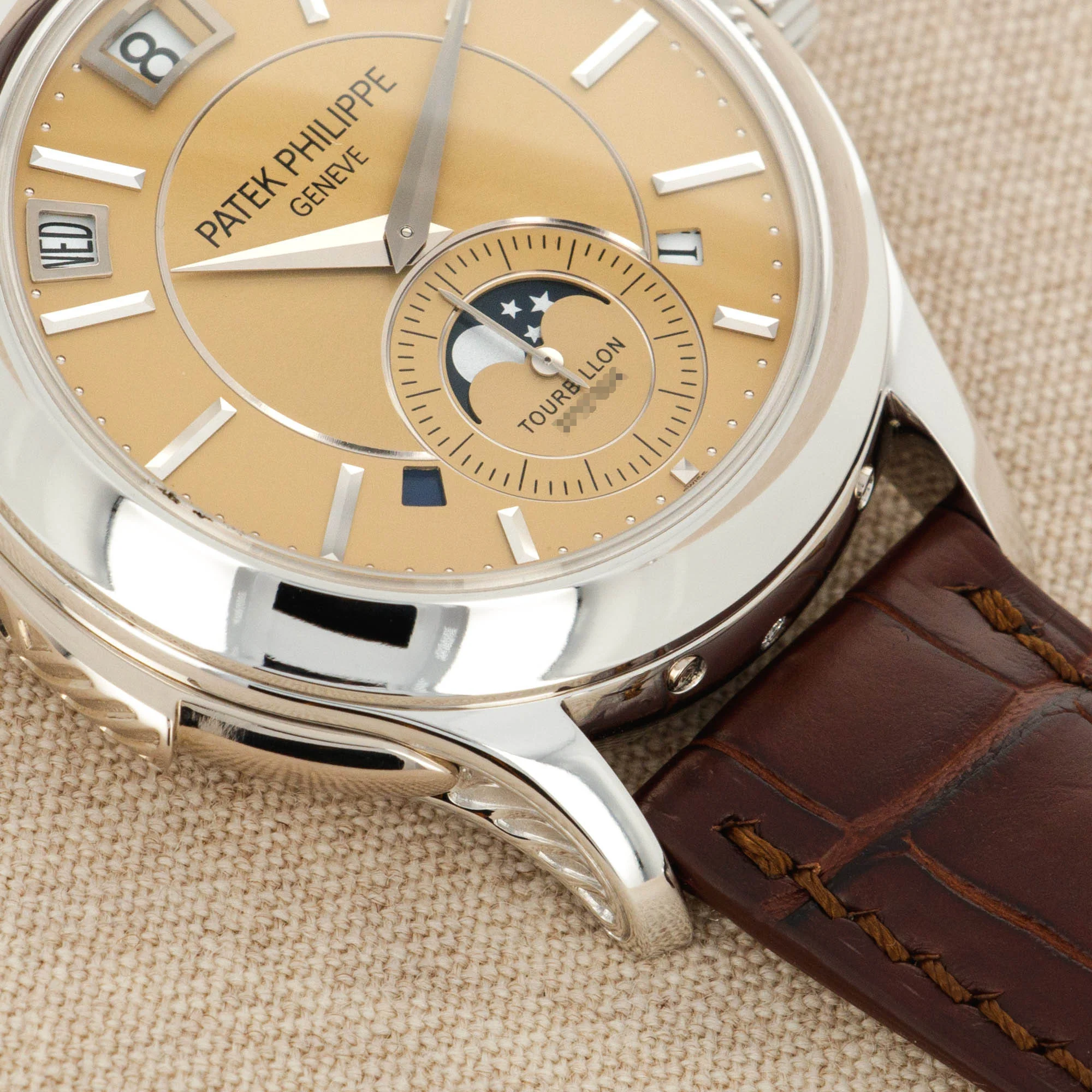 Patek Philippe Platinum Grand Complications Minute Repeater Watch Ref. 5207 - Image 3
