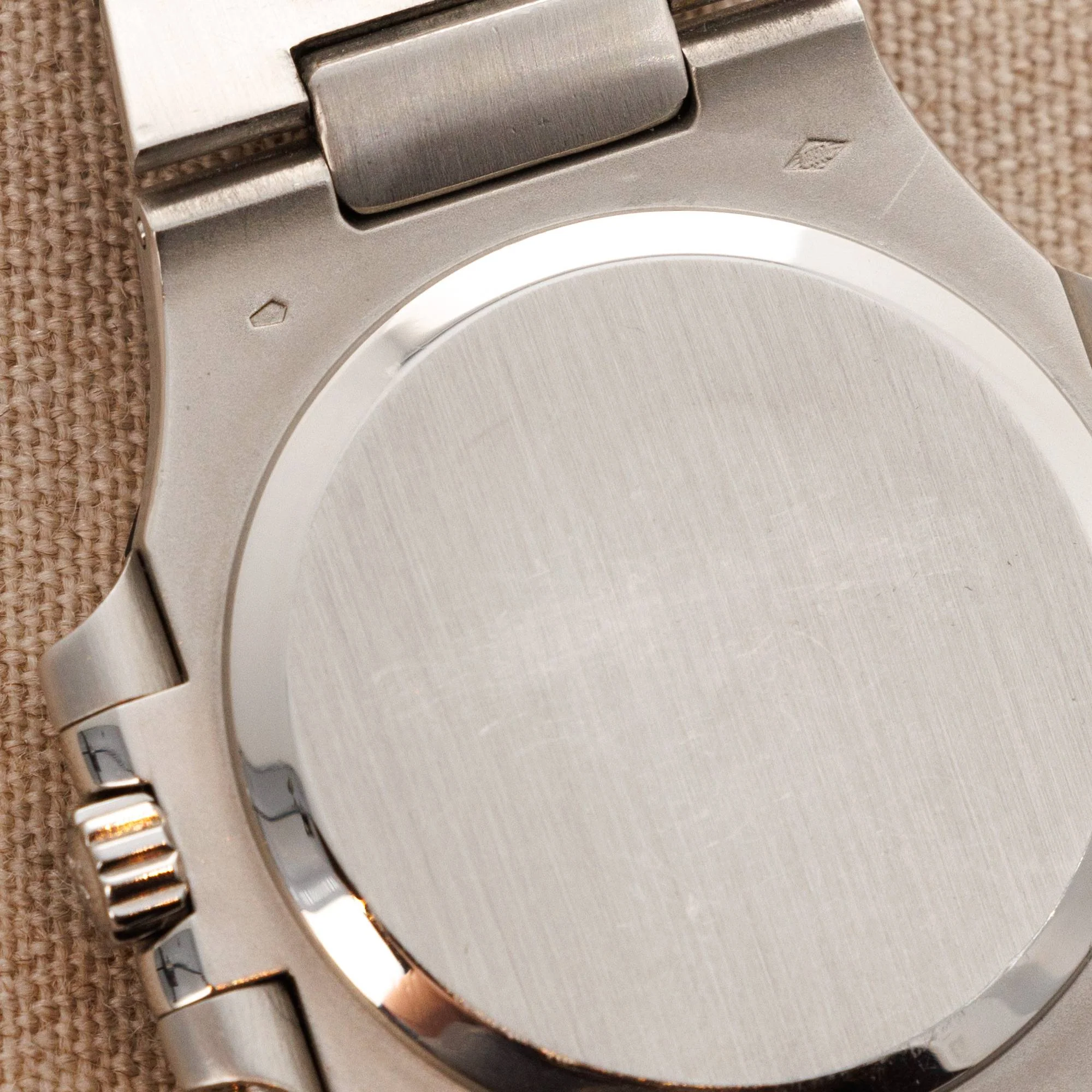 Patek Philippe Platinum Nautilus Watch Ref. 3800 - Image 6