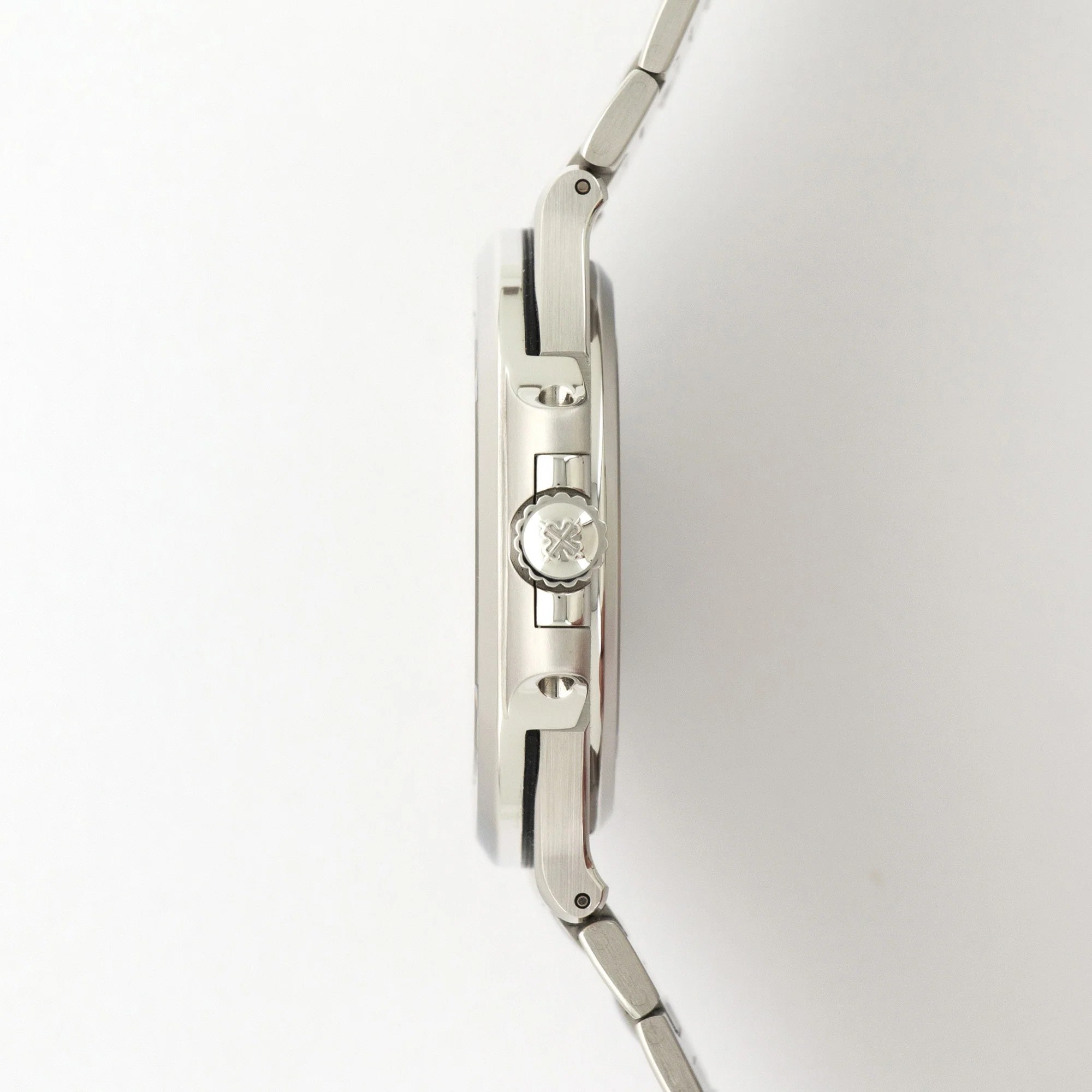 Patek Philippe Platinum Nautilus Watch Ref. 5711 - Image 3