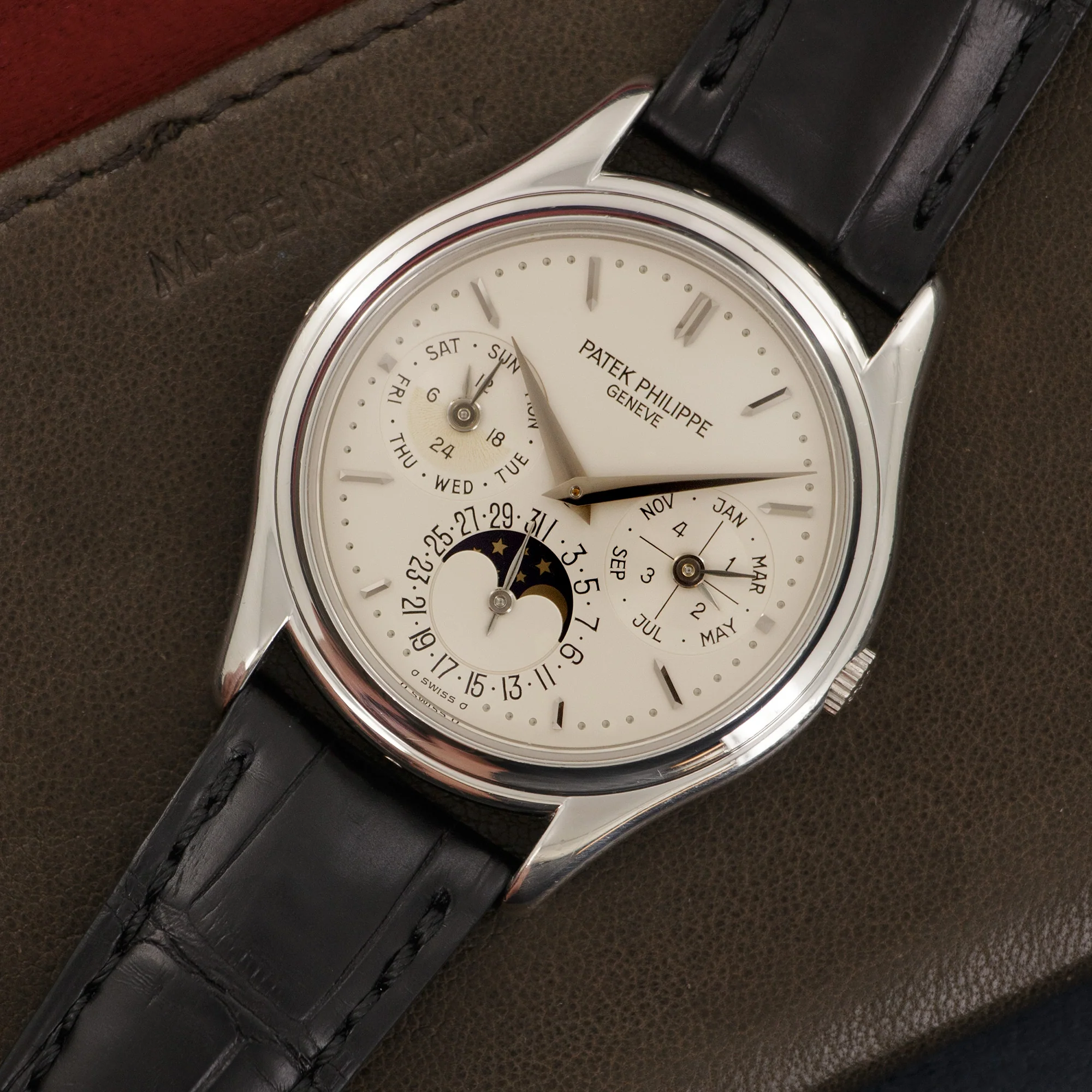 Patek Philippe Platinum Perpetual Calendar Watch Ref. 3940 - Image 2