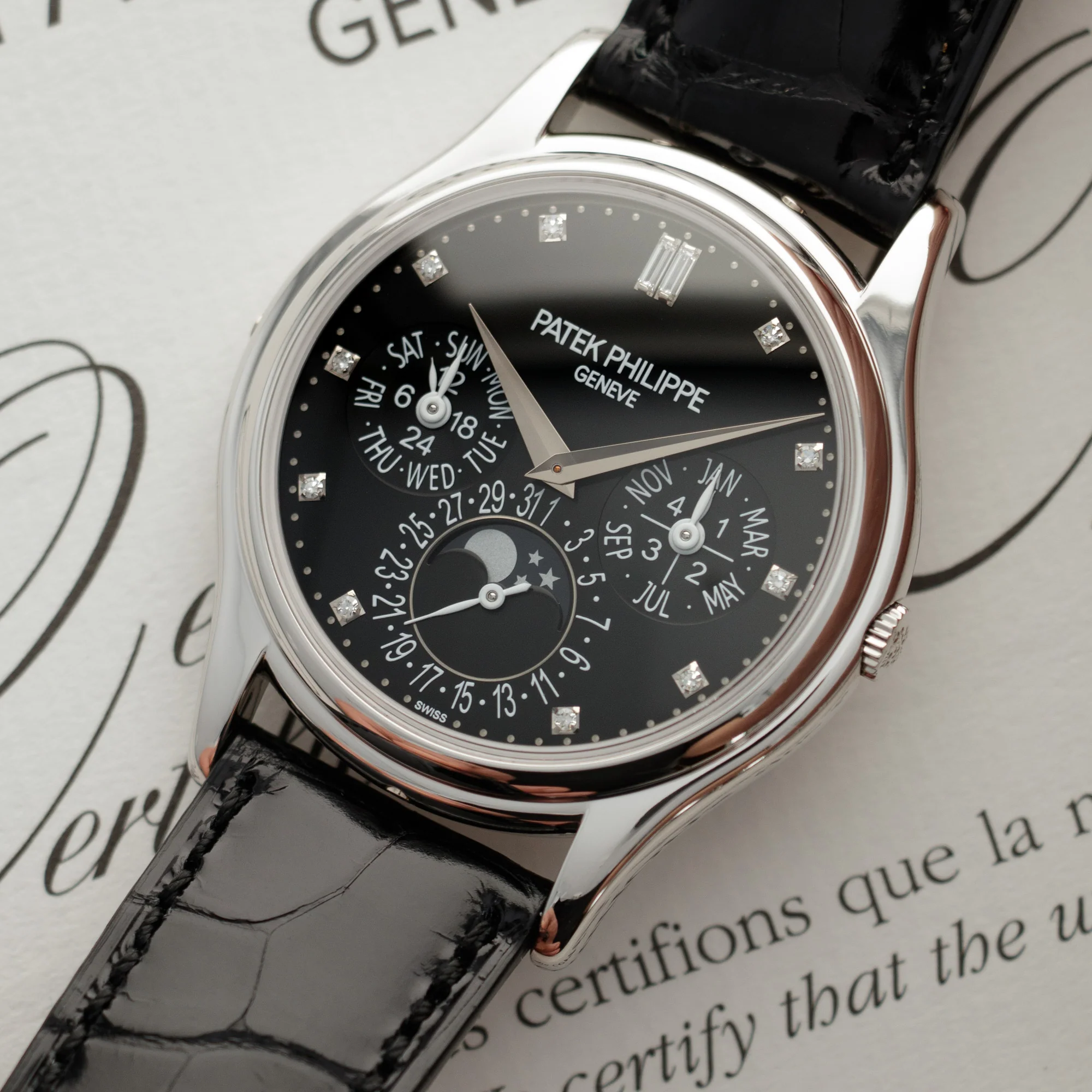 Patek Philippe Platinum Perpetual Calendar Watch Ref. 5140 - Image 2