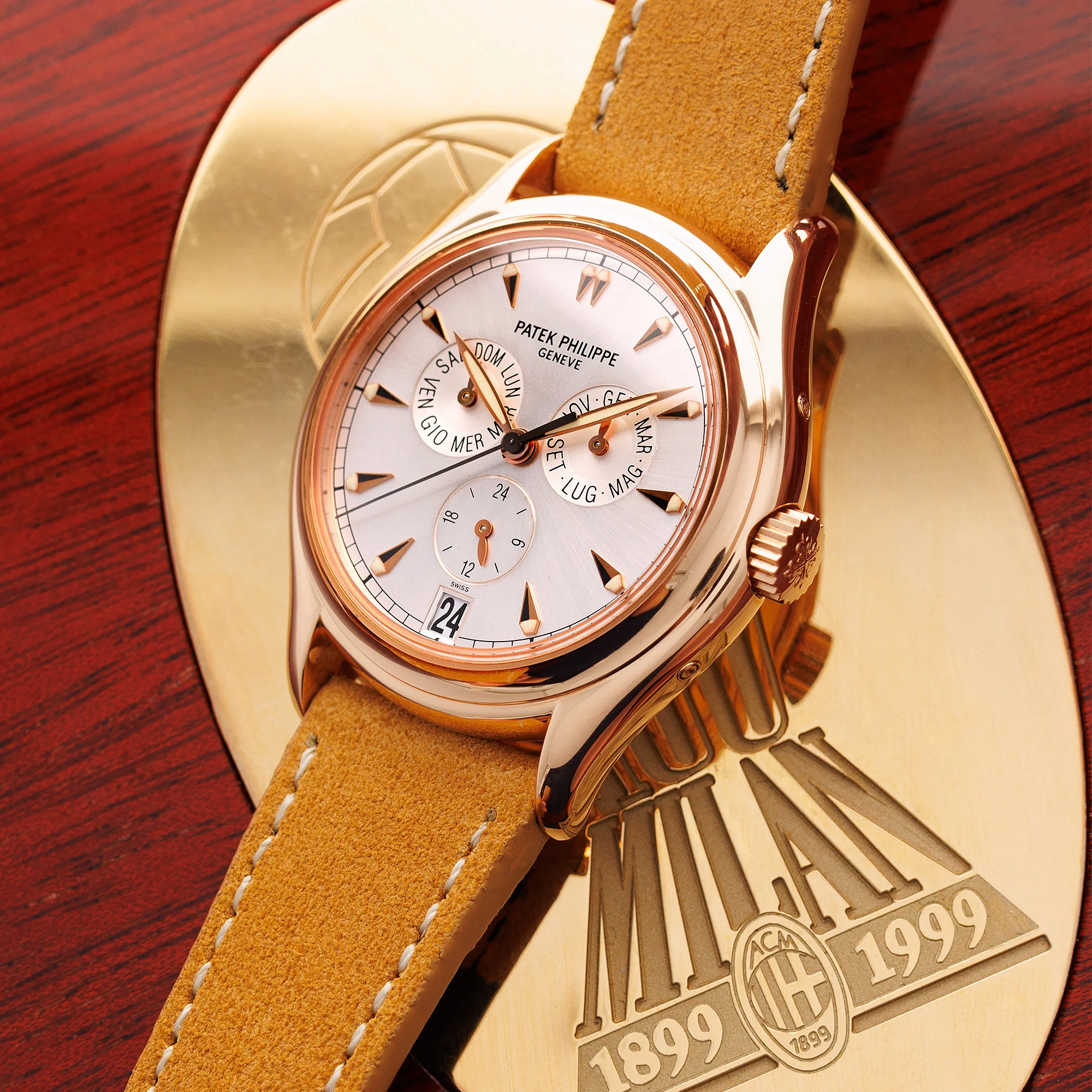 Patek Philippe Rose Gold Annual Calendar Ref. 5035, One of 100 Made for AC Milan - Image 2