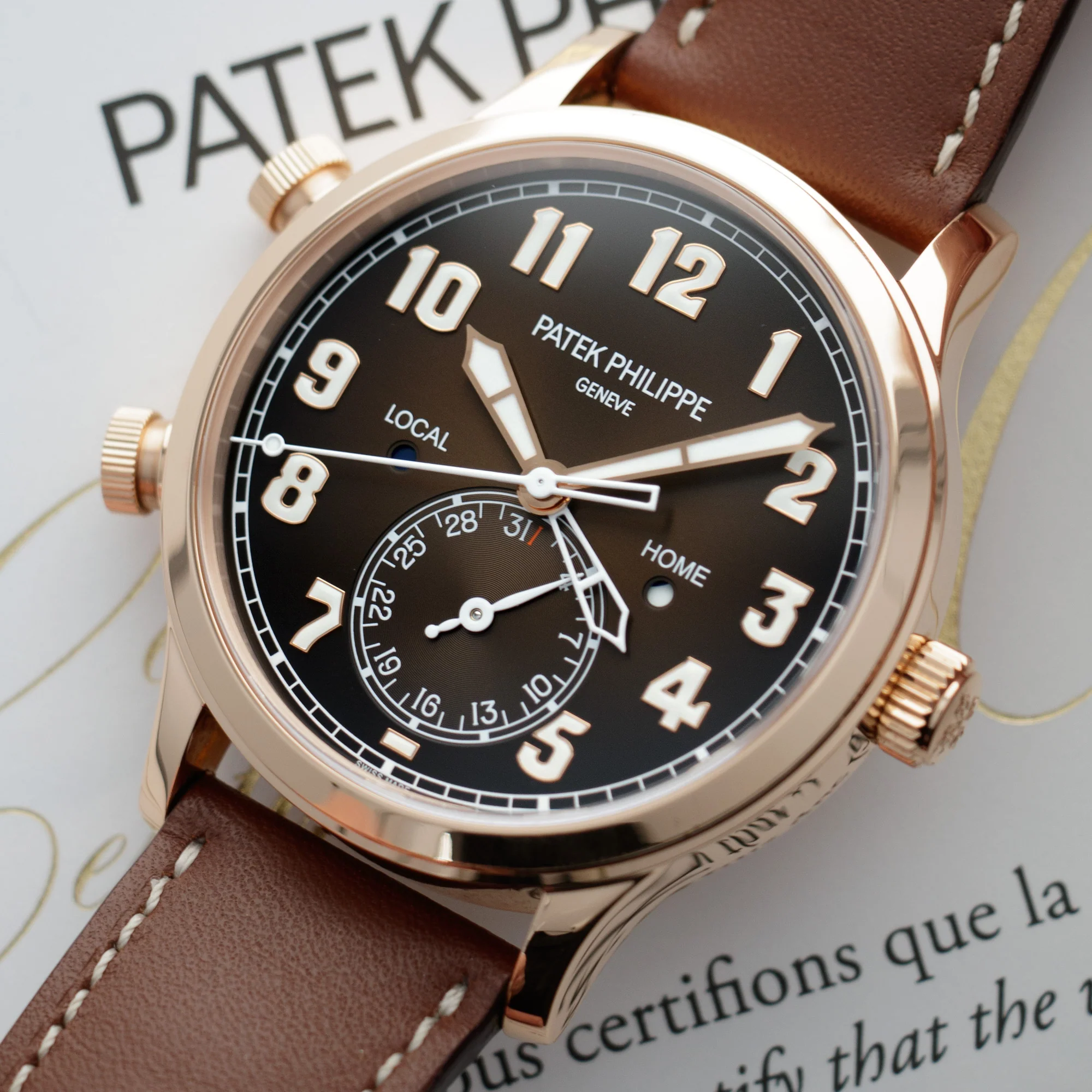 Patek Philippe Rose Gold Calatrava Pilot Travel Time Ref. 5524 - Image 2