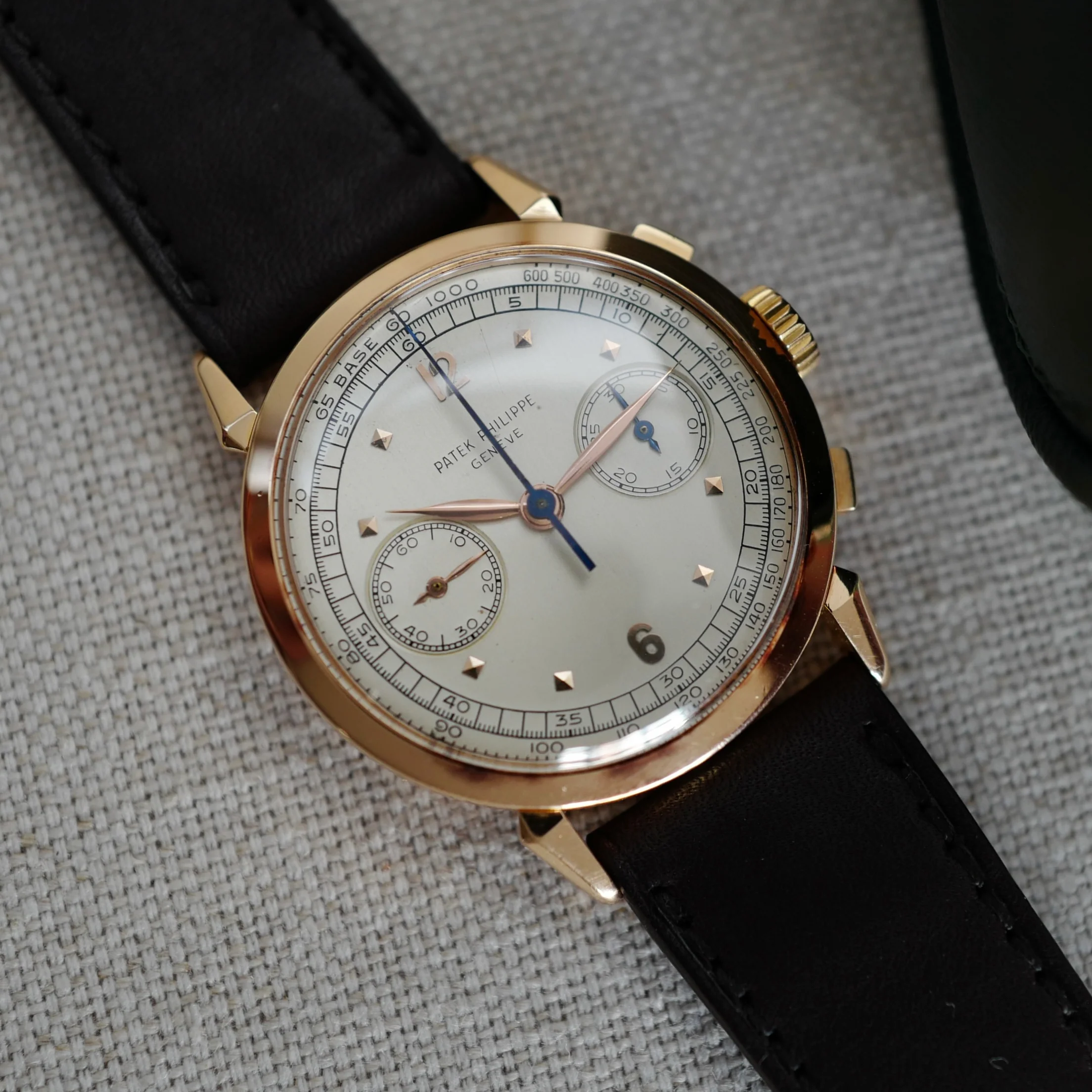 Patek Philippe Rose Gold Chronograph Ref. 1579 - Image 5