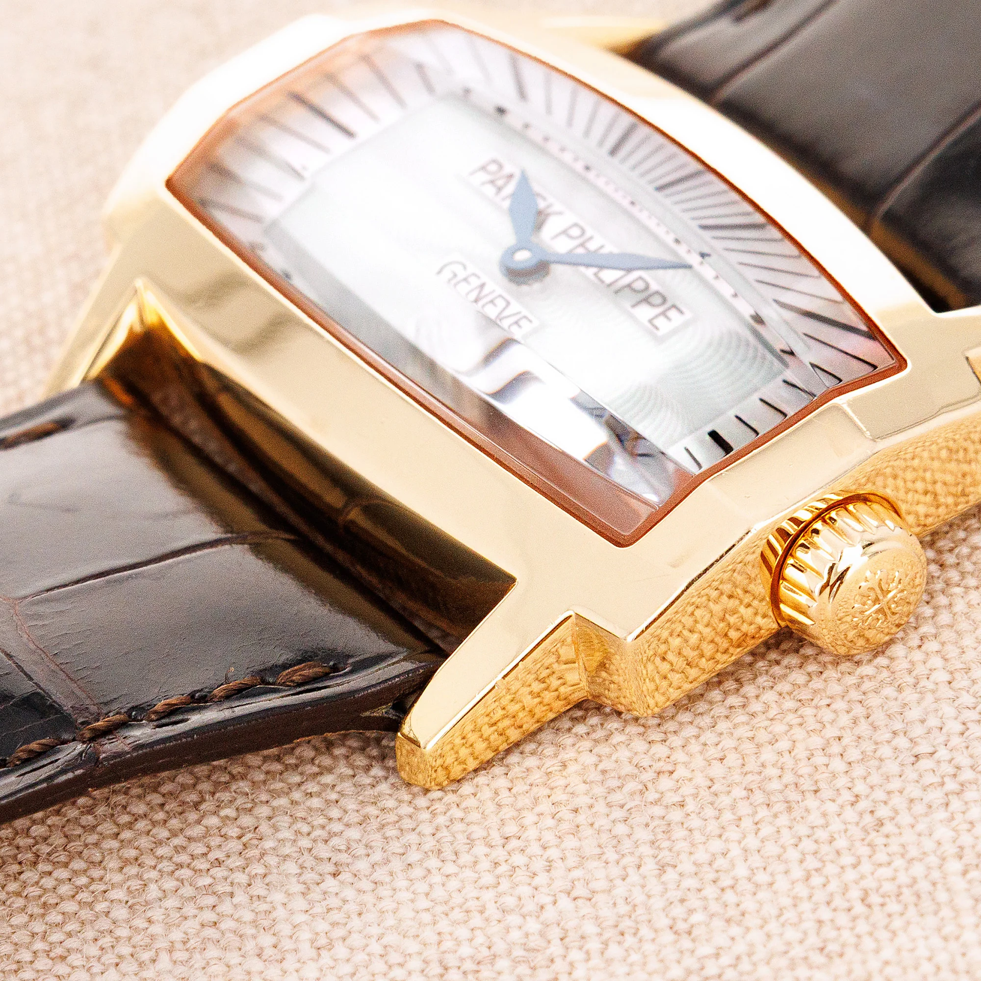 Patek Philippe Rose Gold Gondolo Gemma Ref. 4980 - Image 3