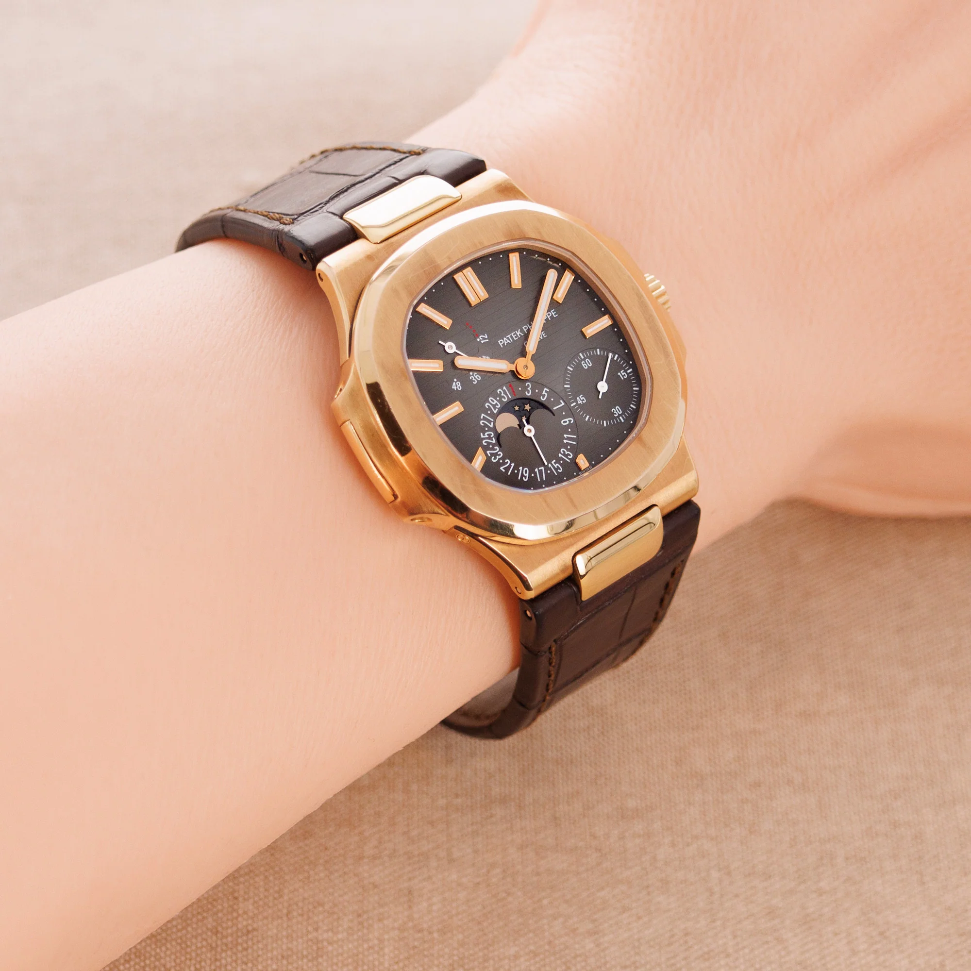 Patek Philippe Rose Gold Nautilus Ref. 5712R - Image 7