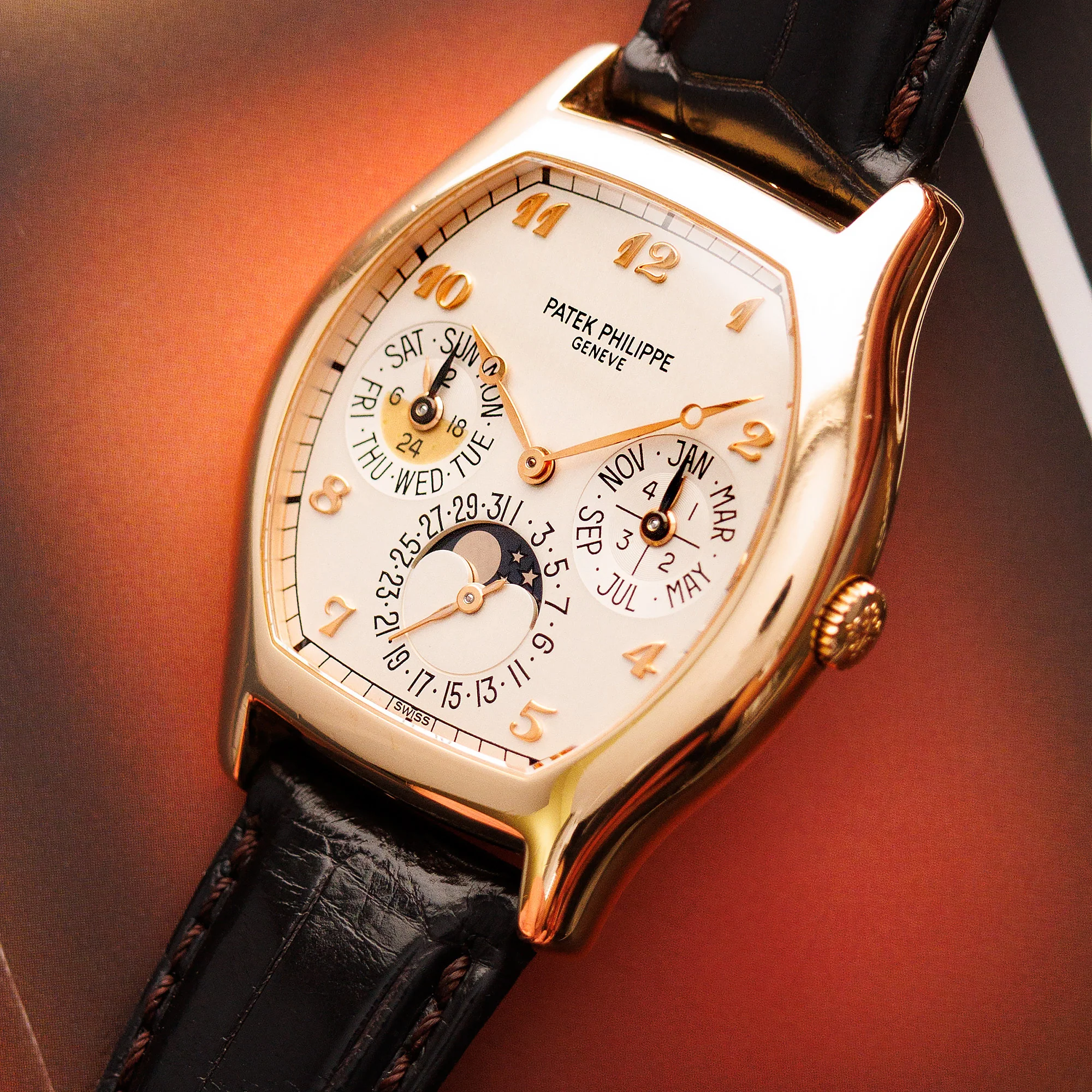 Patek Philippe Rose Gold Perpetual Calendar Ref. 5040 - Image 2