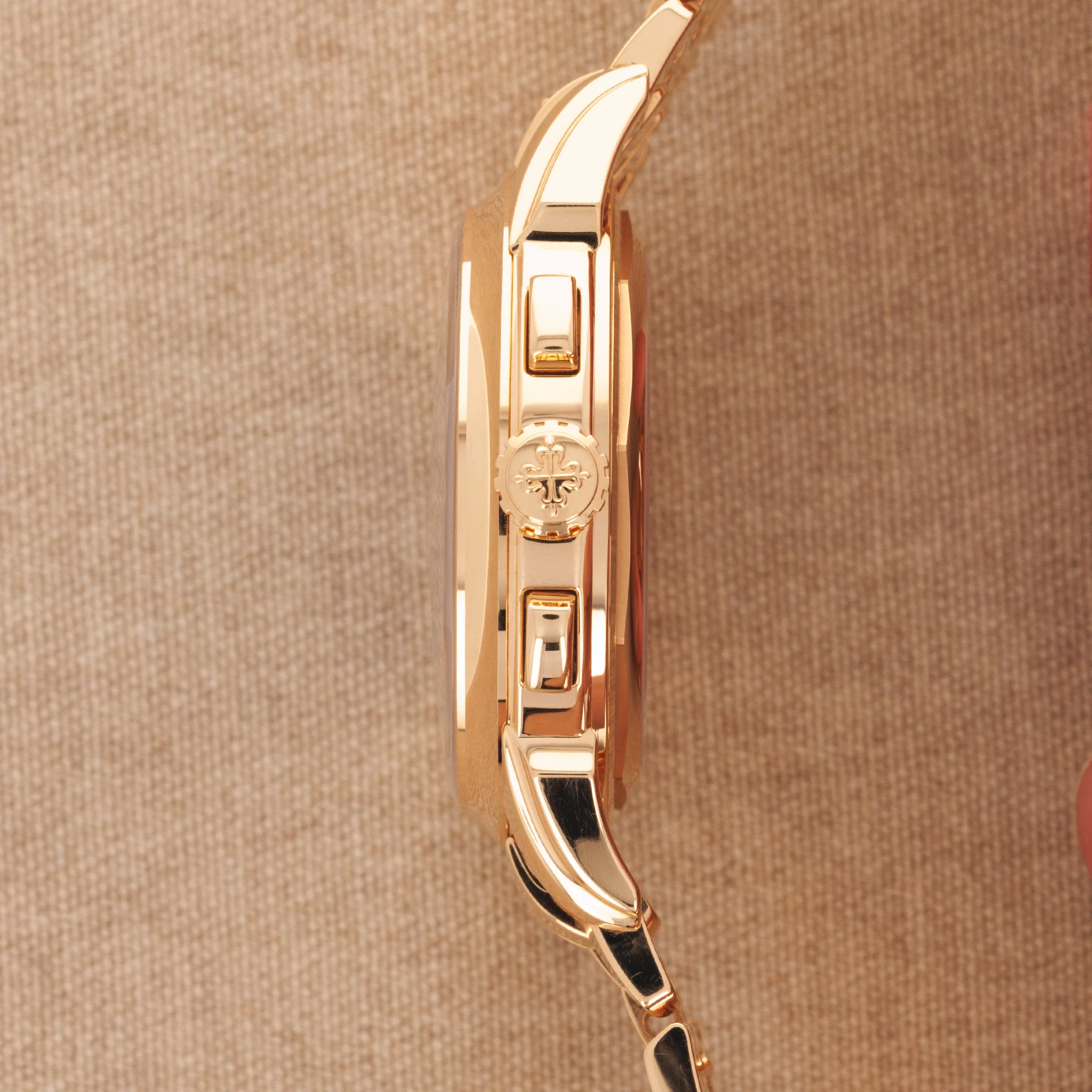 Patek Philippe Rose Gold Perpetual Calendar Chronograph Ref. 5270 - Image 7