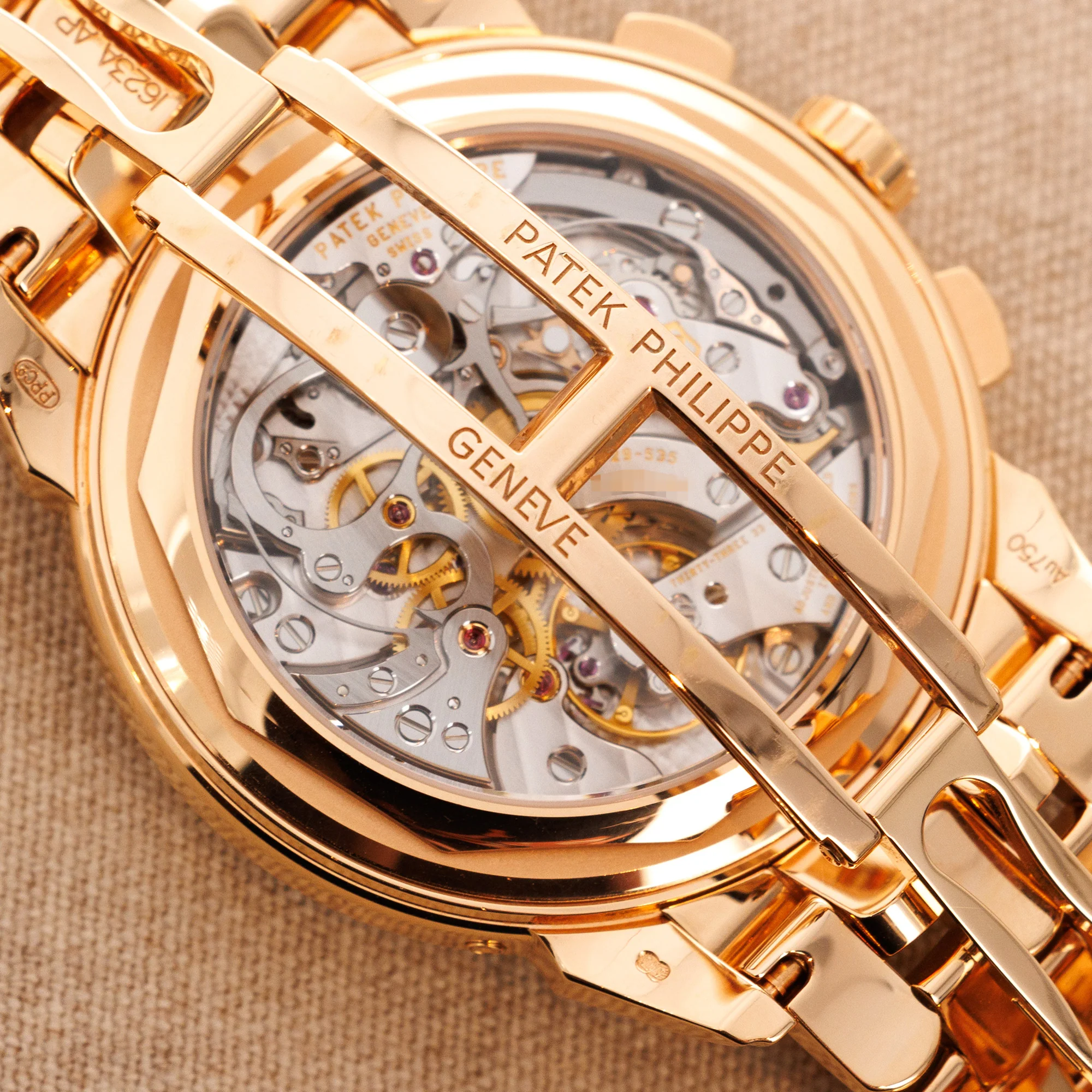 Patek Philippe Rose Gold Perpetual Calendar Chronograph Ref. 5270 - Image 8