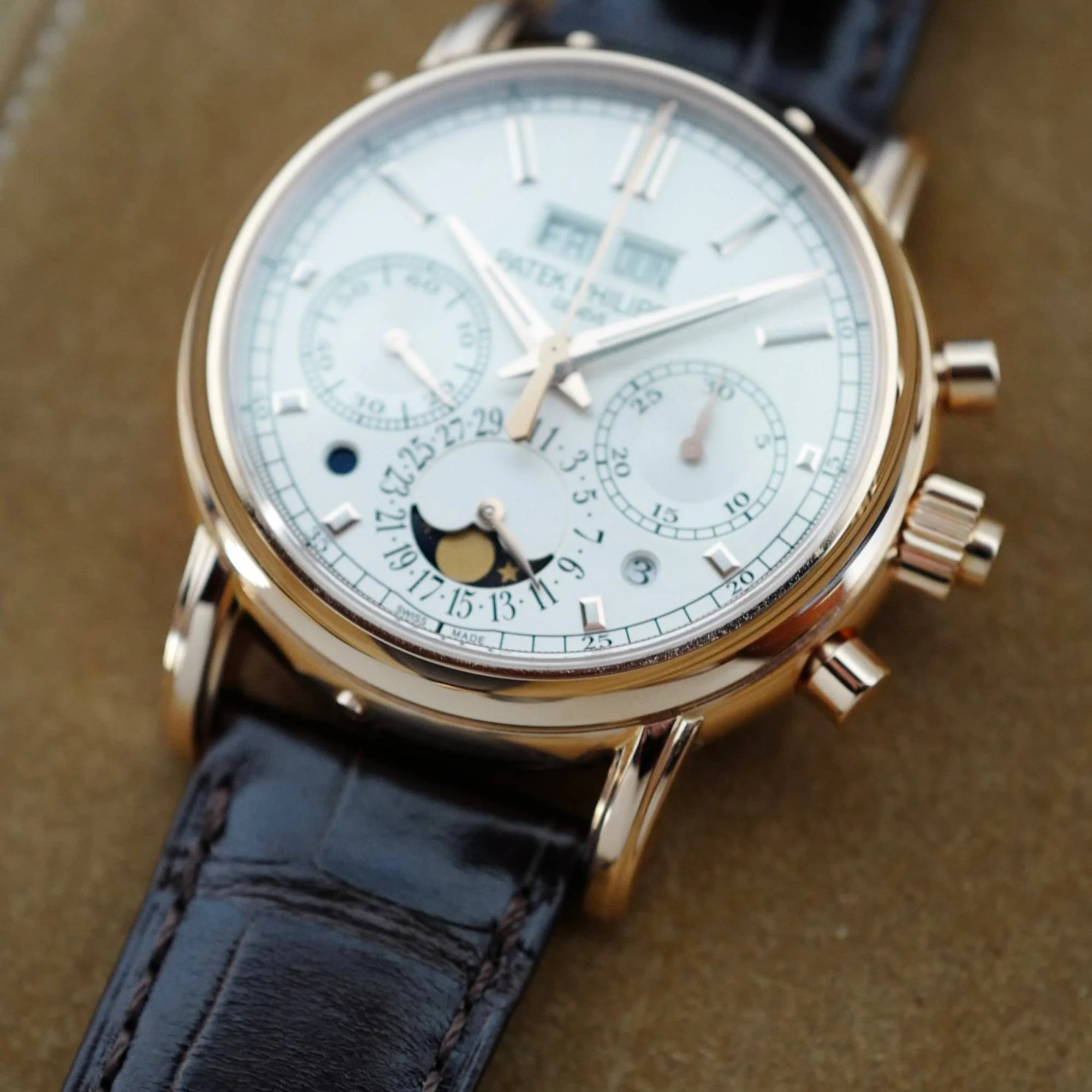 Patek Philippe Rose Gold Perpetual Calendar Split Seconds Chronograph Watch Ref. 5204 - Image 5