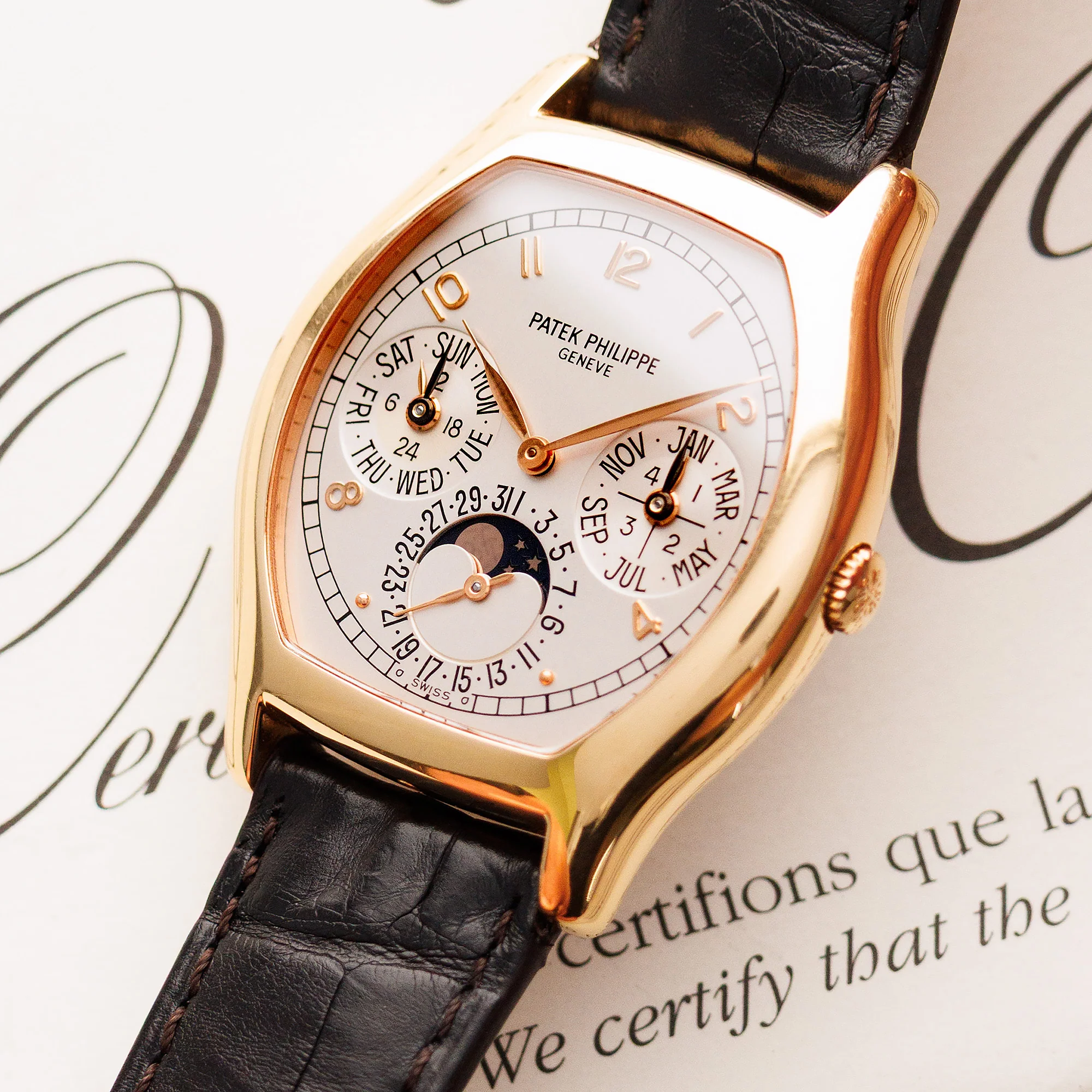 Patek Philippe Rose Gold Perpetual Calendar Watch Ref. 5040 - Image 2