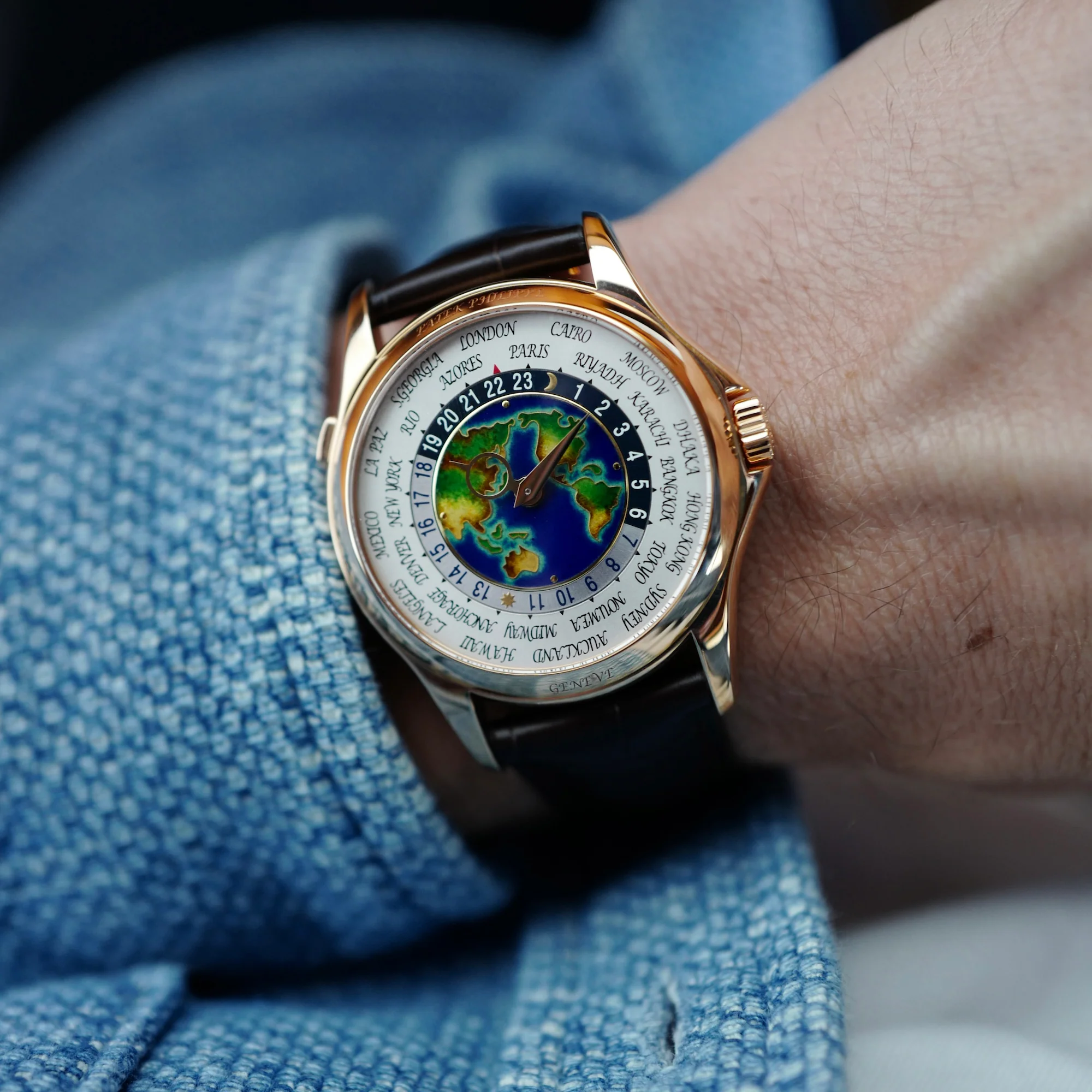 Patek Philippe Rose Gold World Time Cloisonne Watch Ref. 5131 - Image 3
