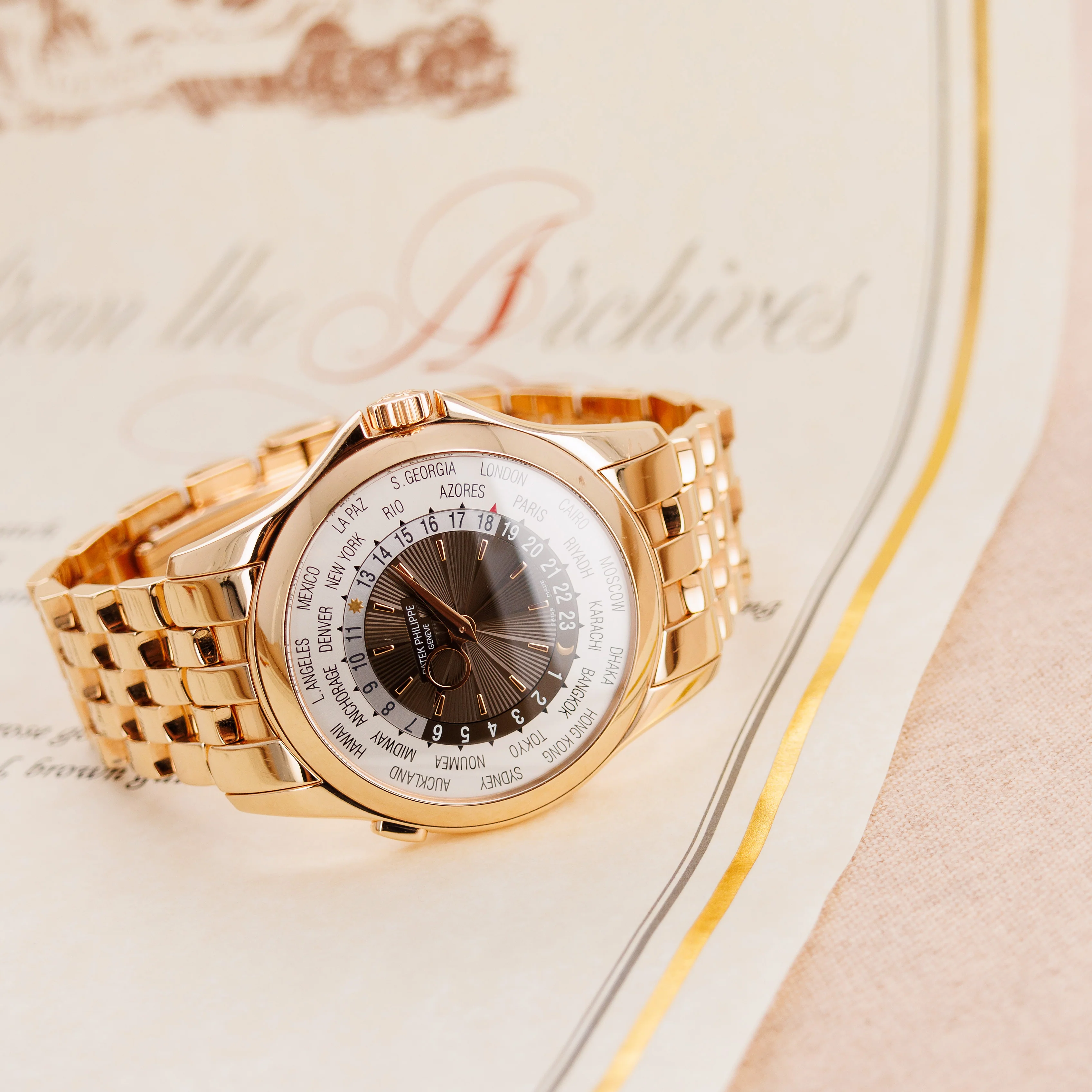 Patek Philippe Rose Gold World Time Ref. 5130 - Image 4