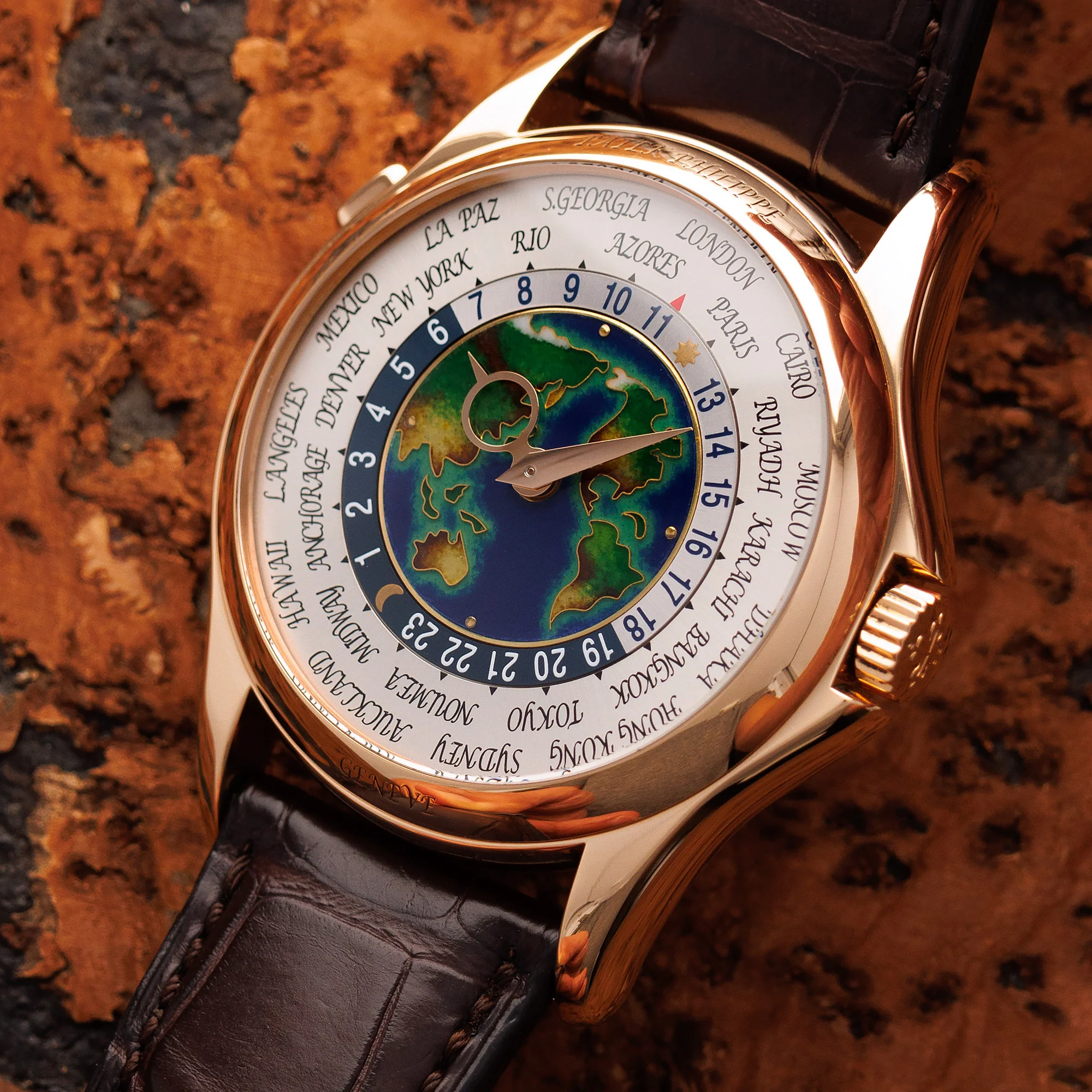 Patek Philippe Rose Gold World Time Watch Ref. 5131 - Image 2