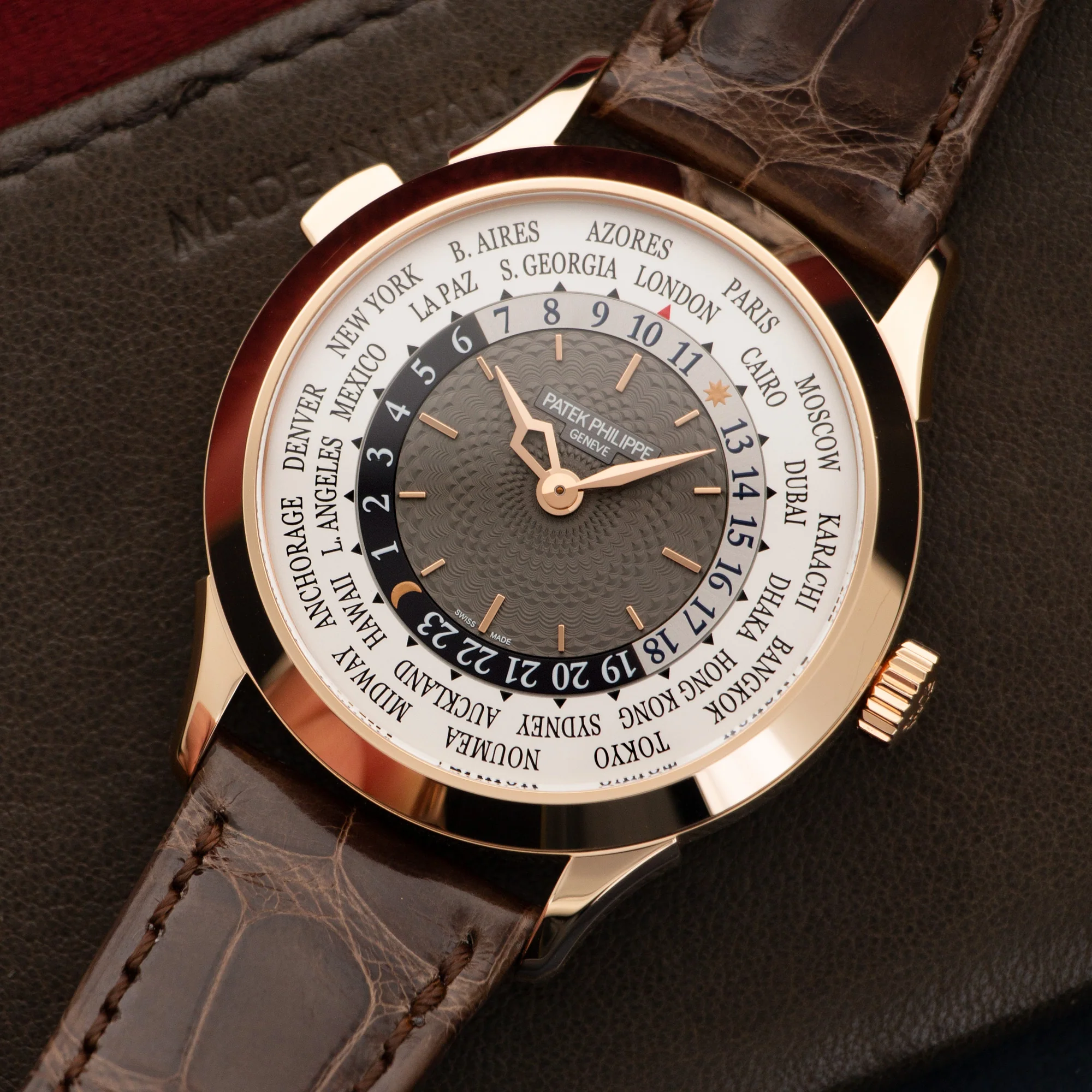 Patek Philippe Rose Gold World Time Watch Ref. 5230 - Image 2