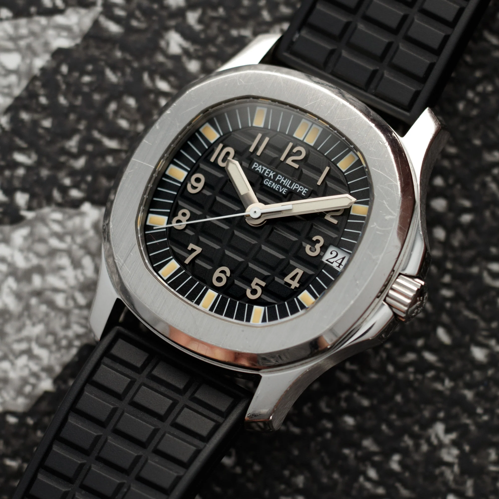 Patek Philippe Steel Aquanaut First Series Watch Ref. 5060 - Image 2