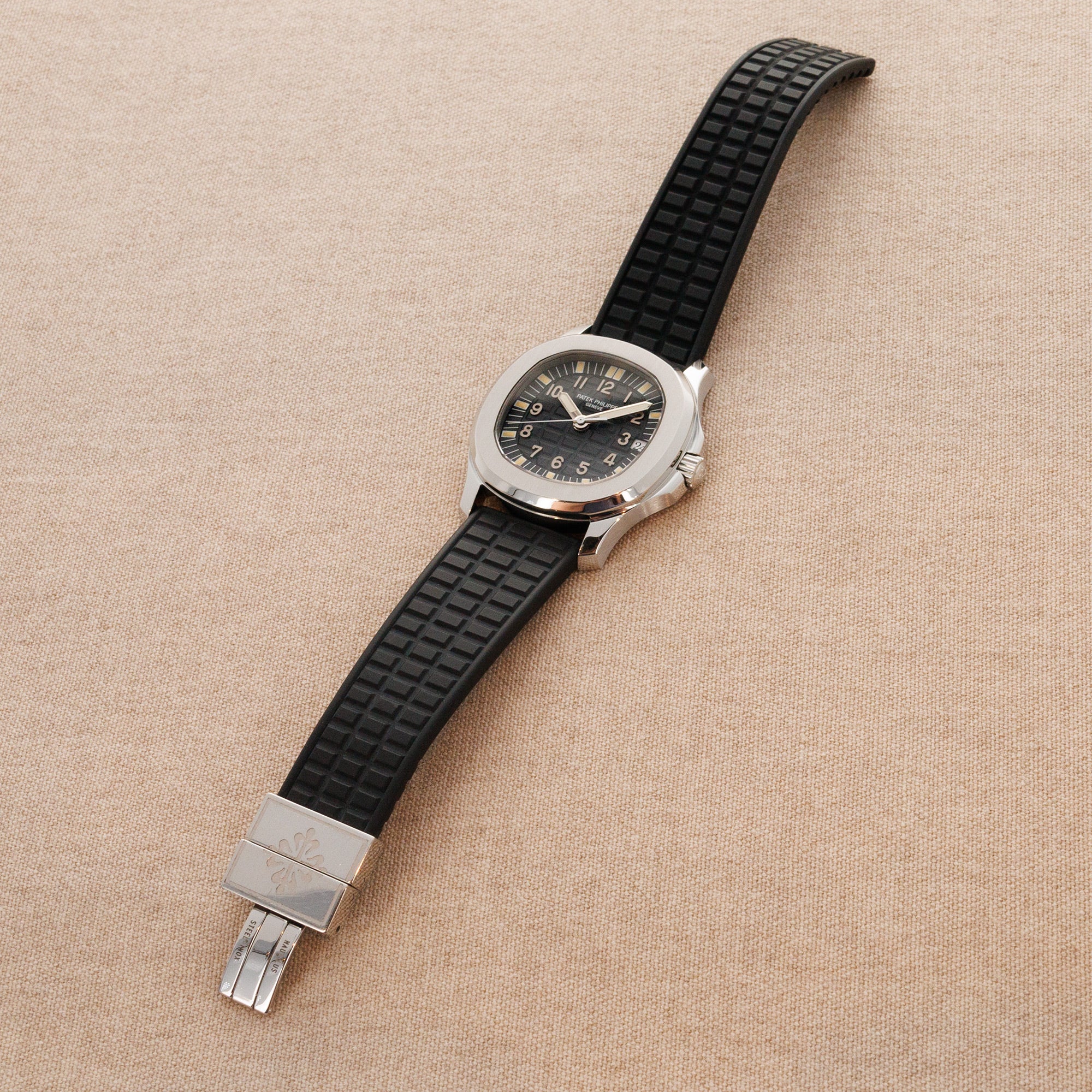 Patek Philippe Steel Aquanaut First Series Watch Ref. 5060 - Image 5
