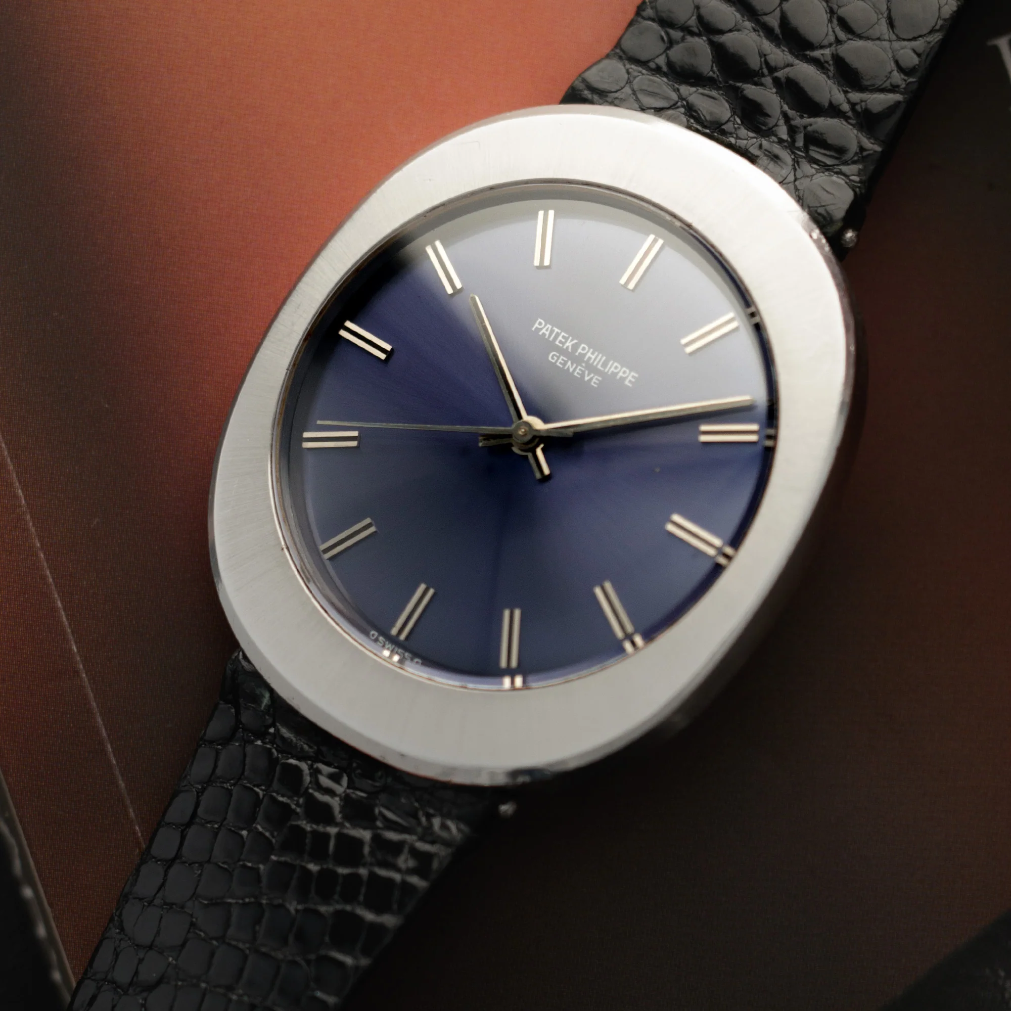 Patek Philippe Steel Automatic Backwind Ref. 3580 - Image 2