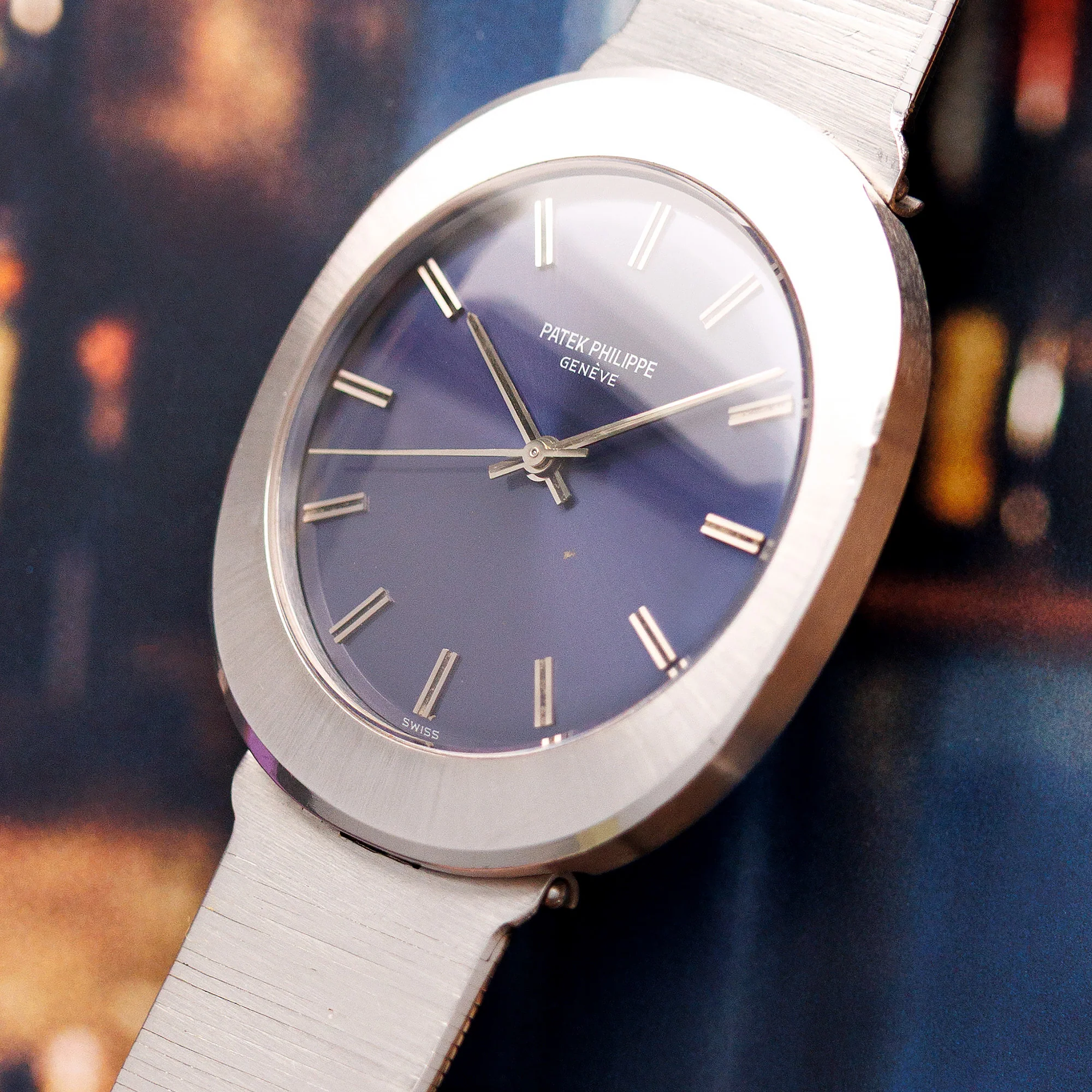 Patek Philippe Steel Automatic Backwind UFO Watch Ref. 3580 - Image 2