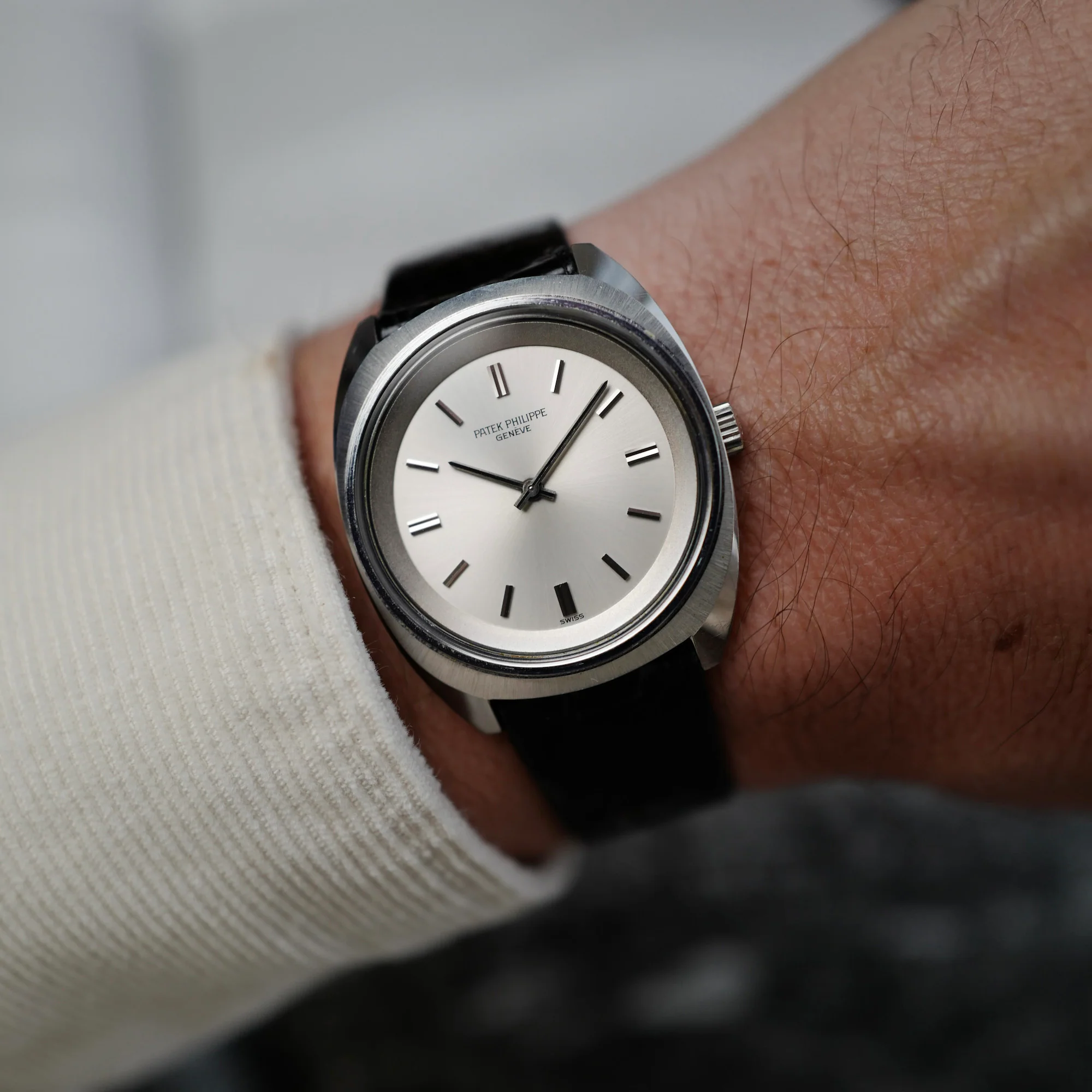 Patek Philippe Steel Calatrava Ref. 3579 in Outstanding Original Condition - Image 4