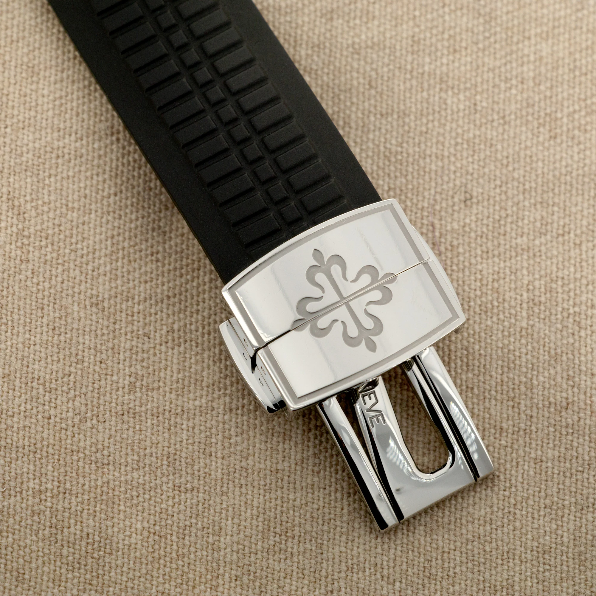 Patek Philippe Steel Dual Time Aquanaut Ref. 5164 - Image 8