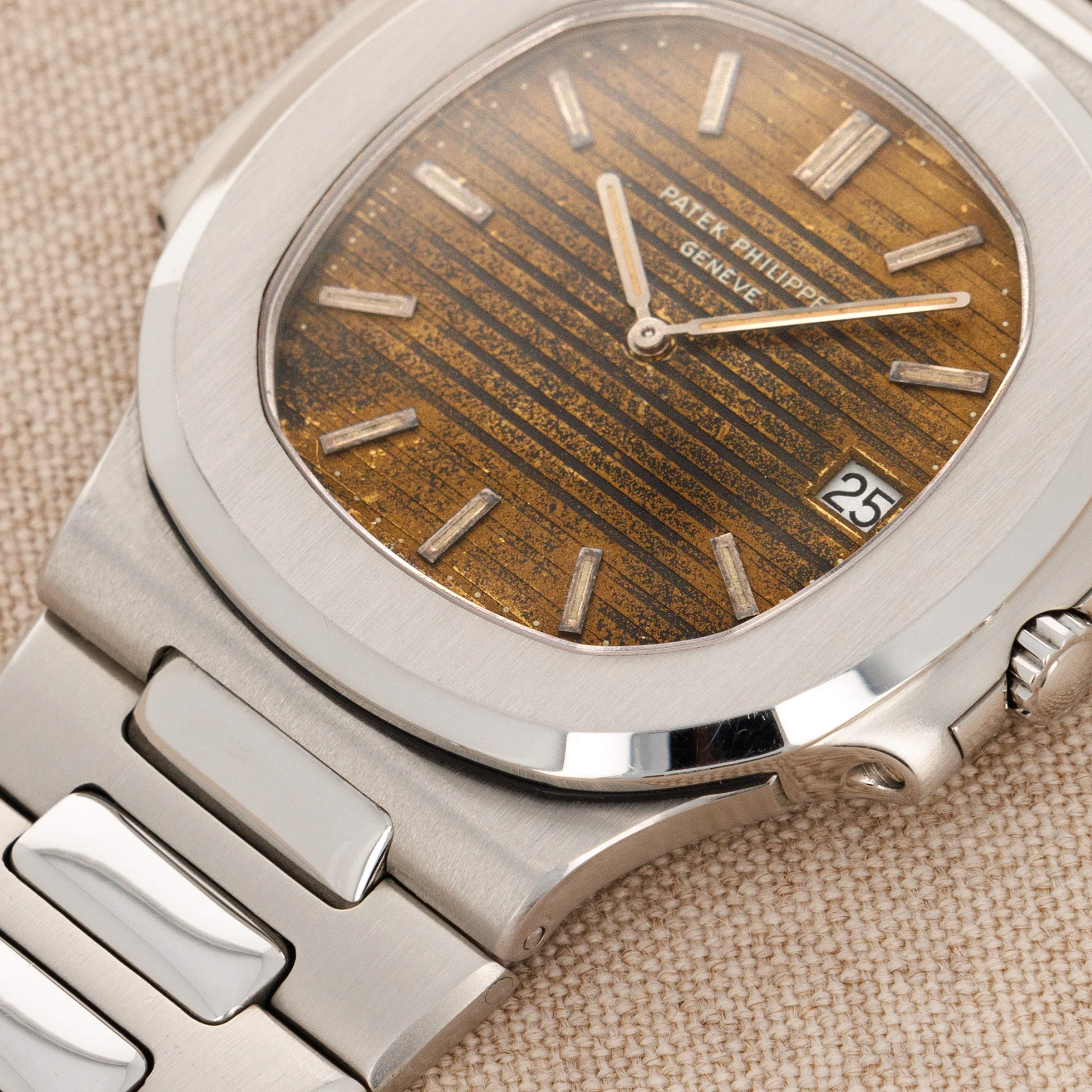 Patek Philippe Steel Nautilus Watch Ref. 3700 with Tropical Brown Dial - Image 5