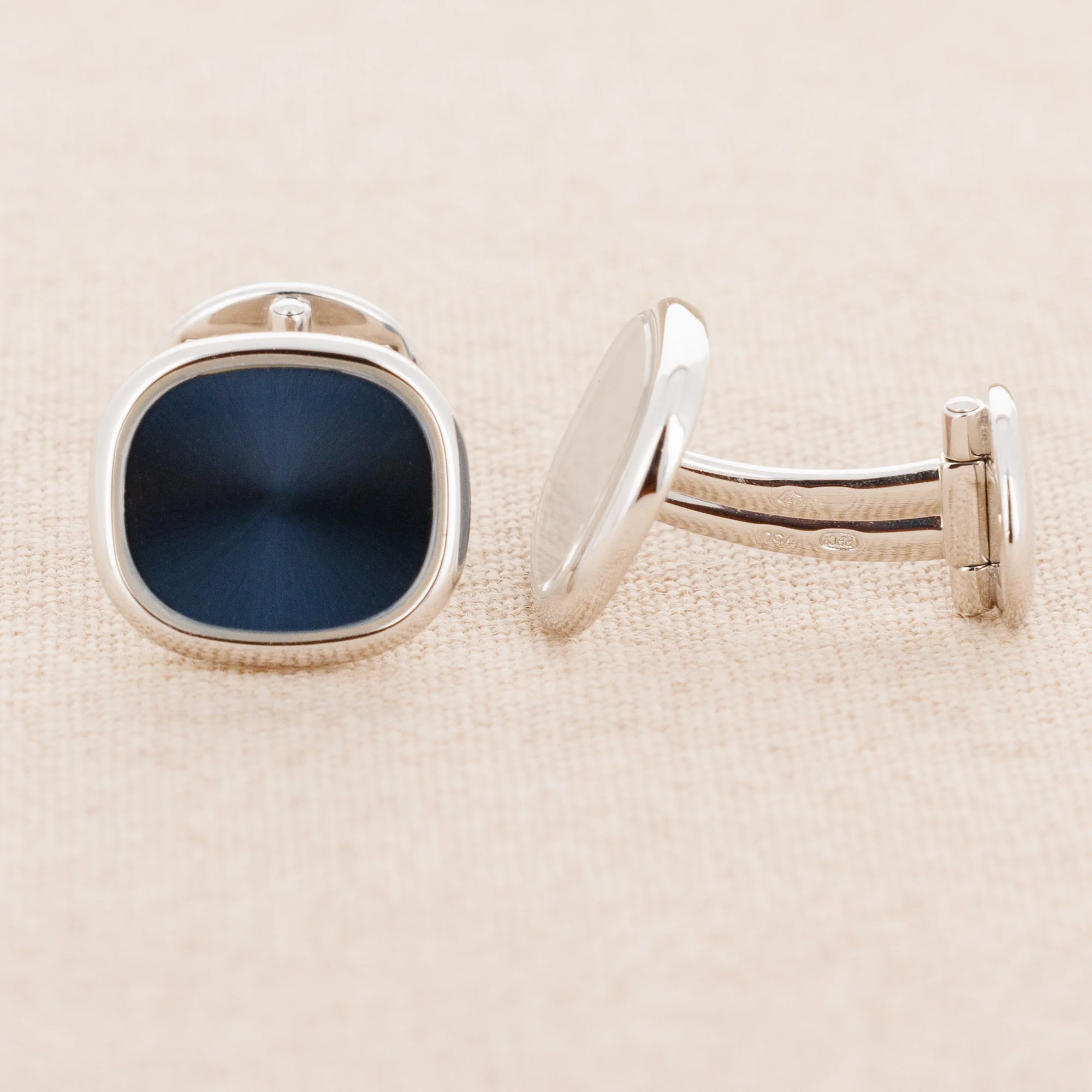 Patek Philippe White Gold and Blue Ellipse Cufflinks - Image 3