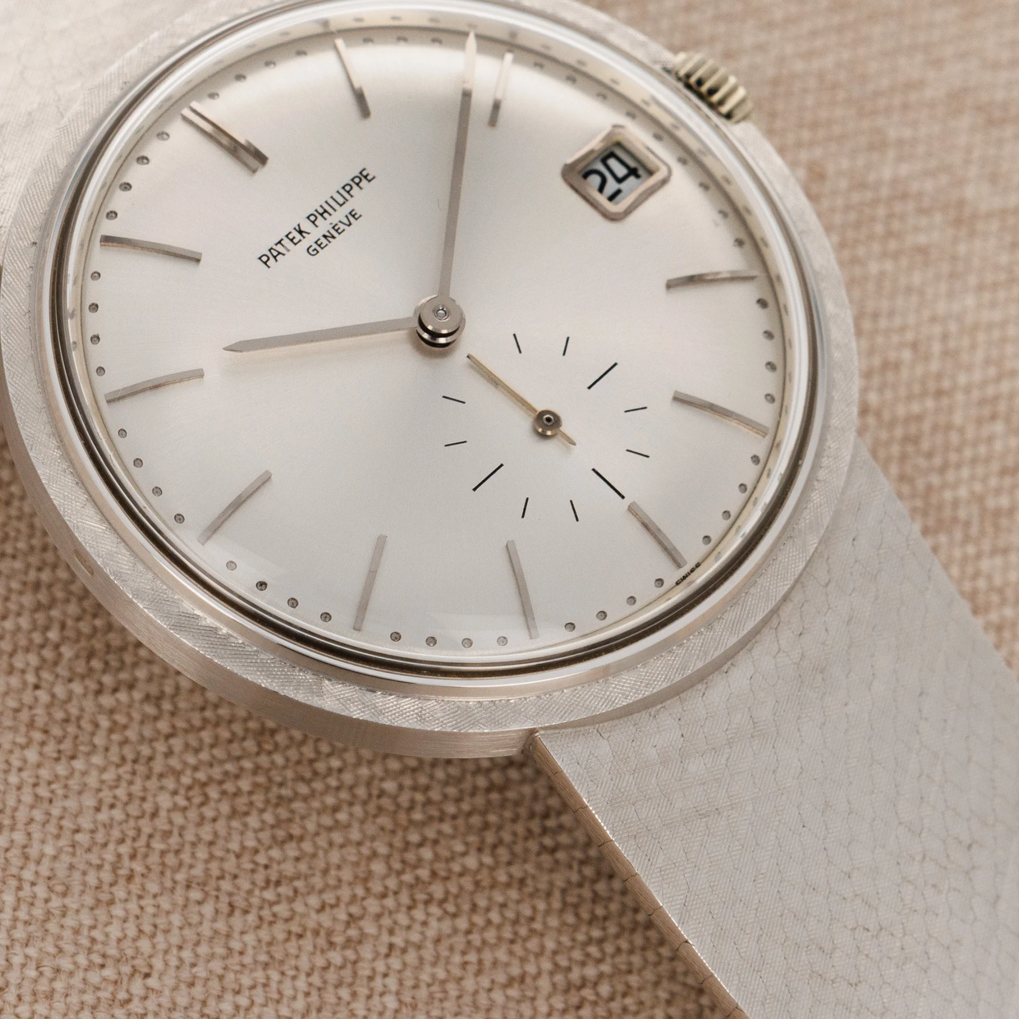 Patek Philippe White Gold Automatic Watch Ref. 3445 - Image 4