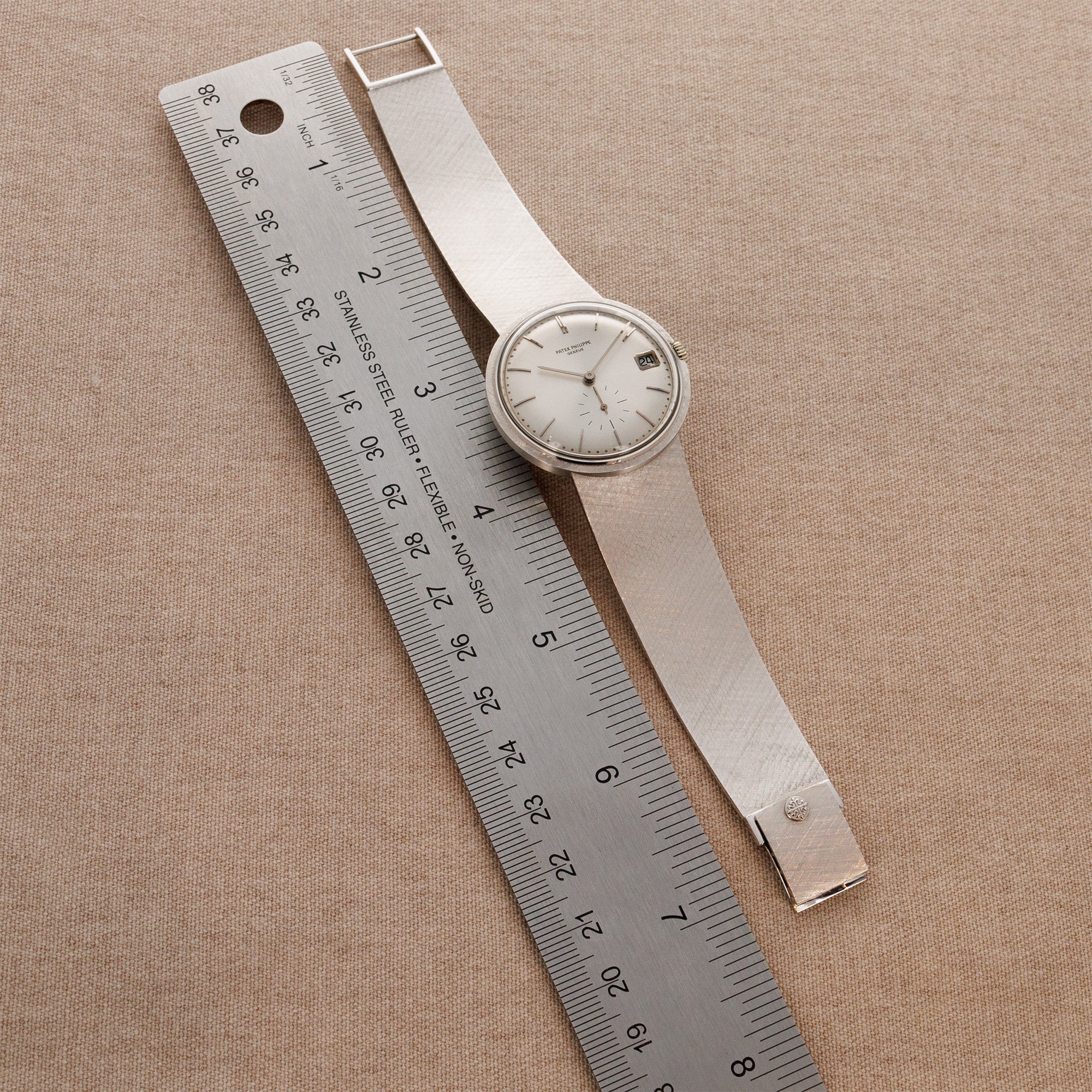 Patek Philippe White Gold Automatic Watch Ref. 3445 - Image 5