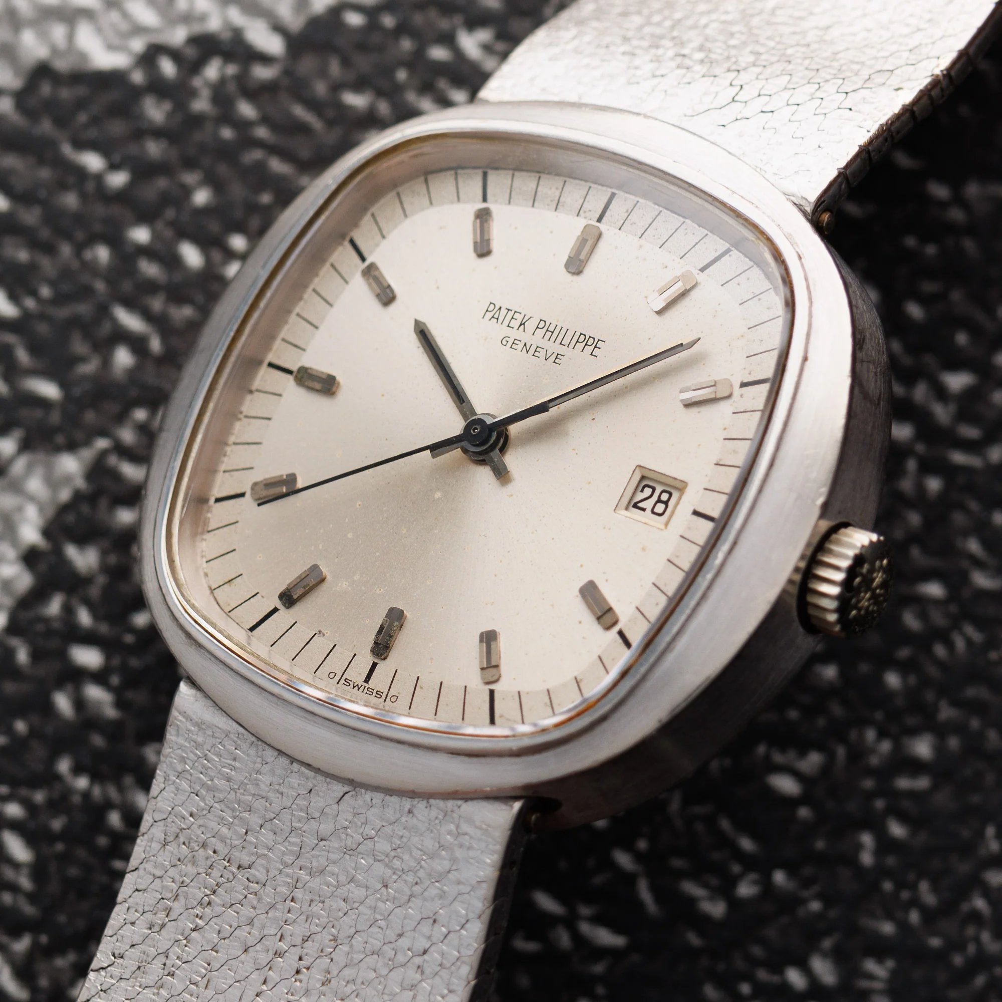 Patek Philippe White Gold Beta 21 Watch Ref. 3597 - Image 2