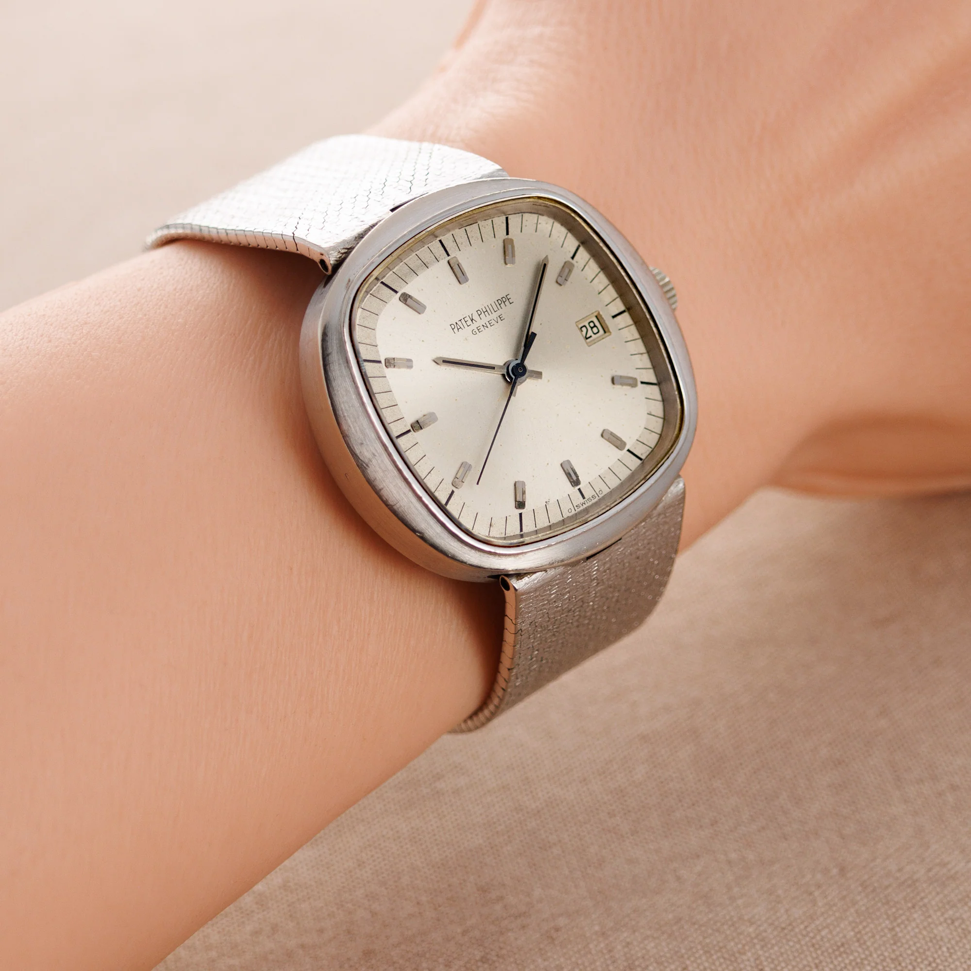 Patek Philippe White Gold Beta 21 Watch Ref. 3597 - Image 6