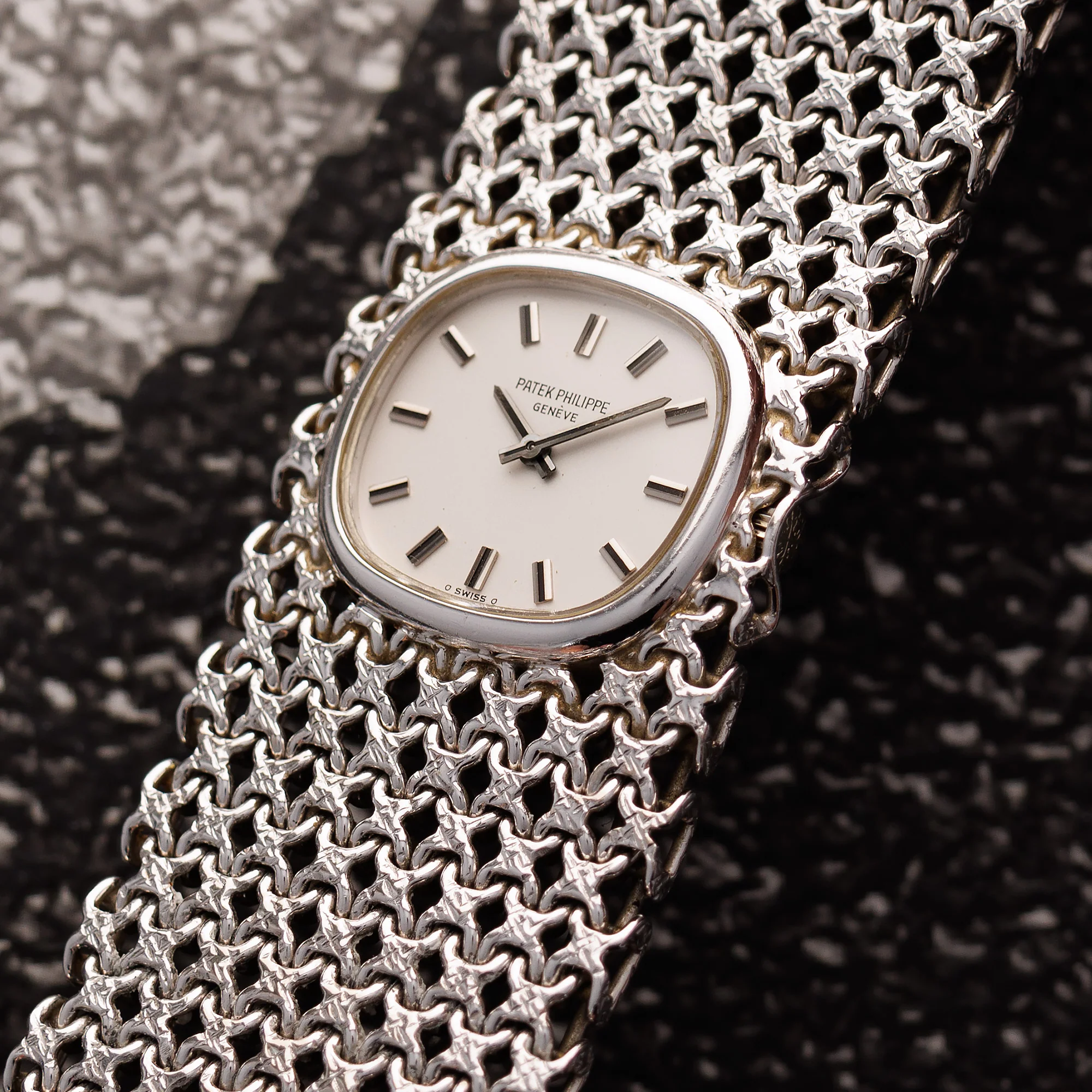 Patek Philippe White Gold Bracelet Watch Ref. 4151 - Image 2