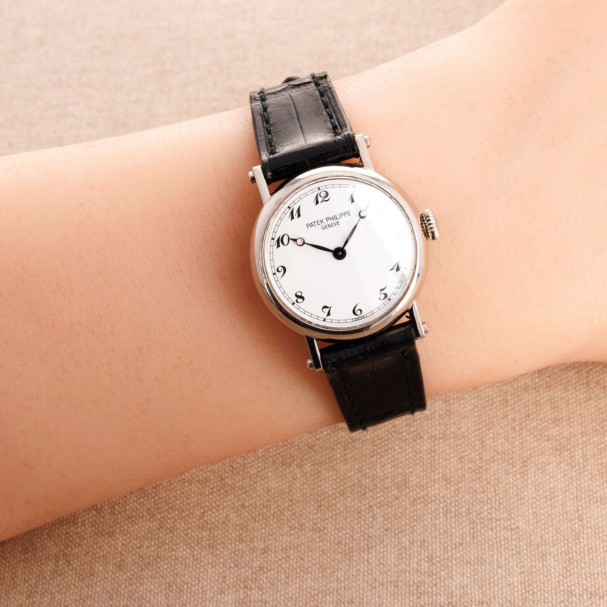 Patek Philippe White Gold Calatrava Officers Watch Ref. 4860 - Image 7