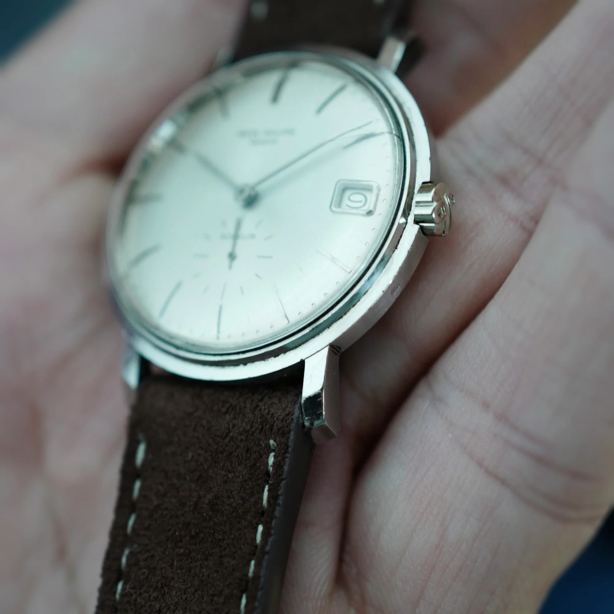 Patek Philippe White Gold Calatrava Ref. 3445 Retailed by Gubelin (New Arrival) - Image 3