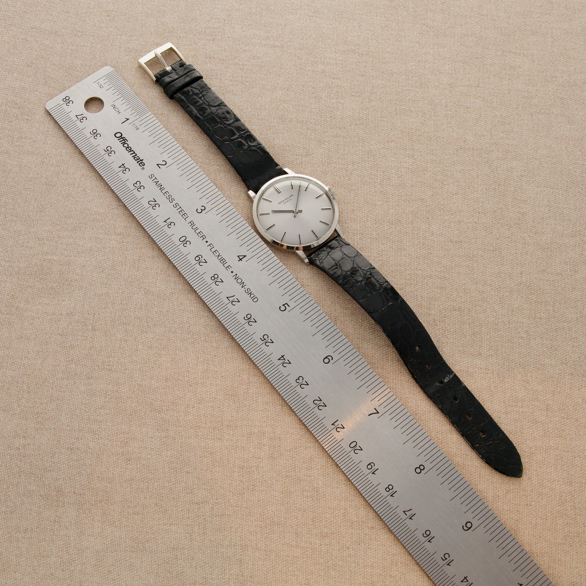 Patek Philippe White Gold Calatrava Watch Ref. 3468 - Image 4
