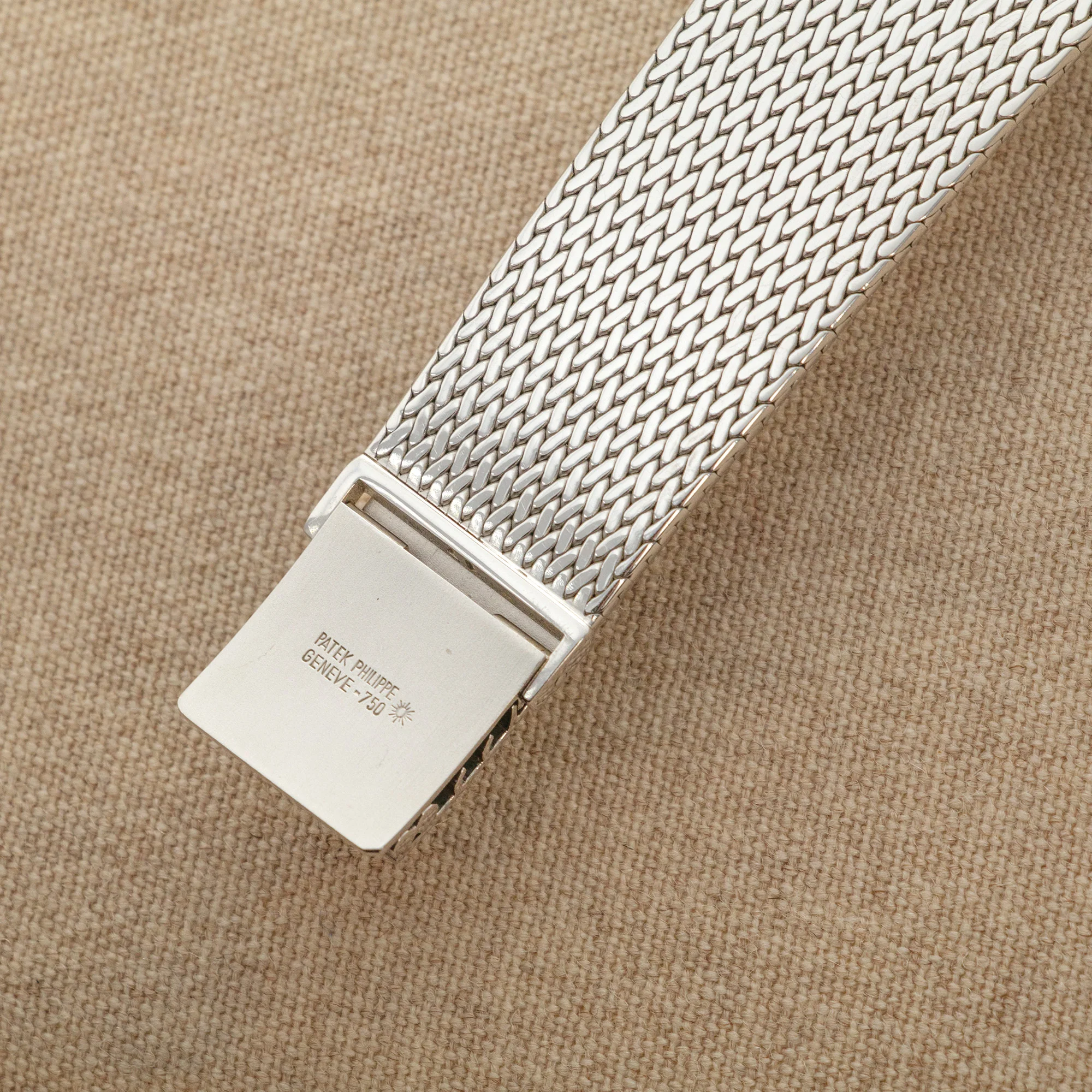 Patek Philippe White Gold Calatrava Watch Ref. 3759 with Original Diamond Bezel and Dial - Image 9