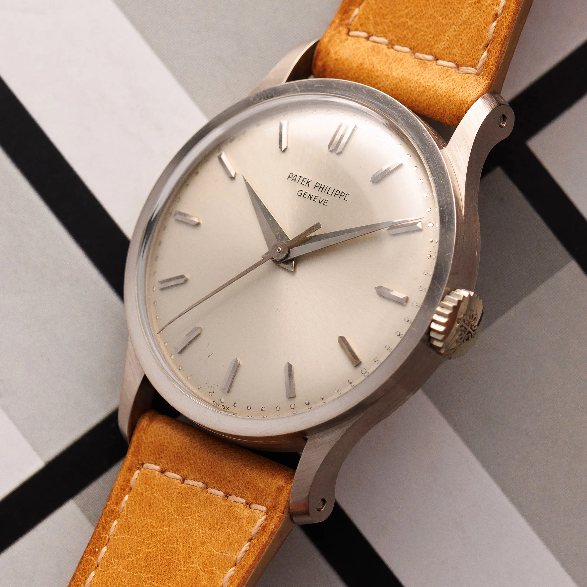 Patek Philippe White Gold Calatrava Watch Ref. 570, Top Condition - Image 2