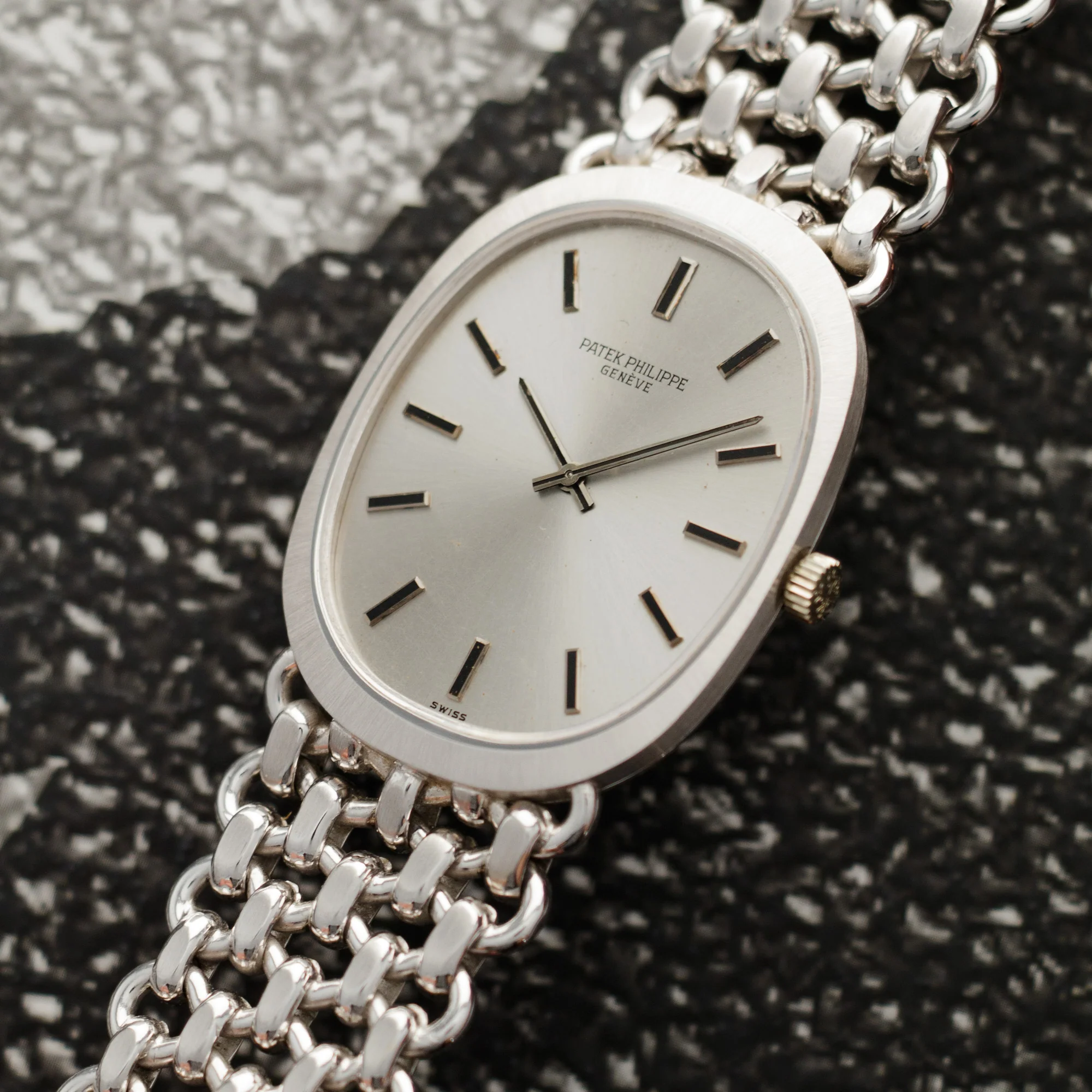 Patek Philippe White Gold Ellipse Ref. 3577 - Image 2
