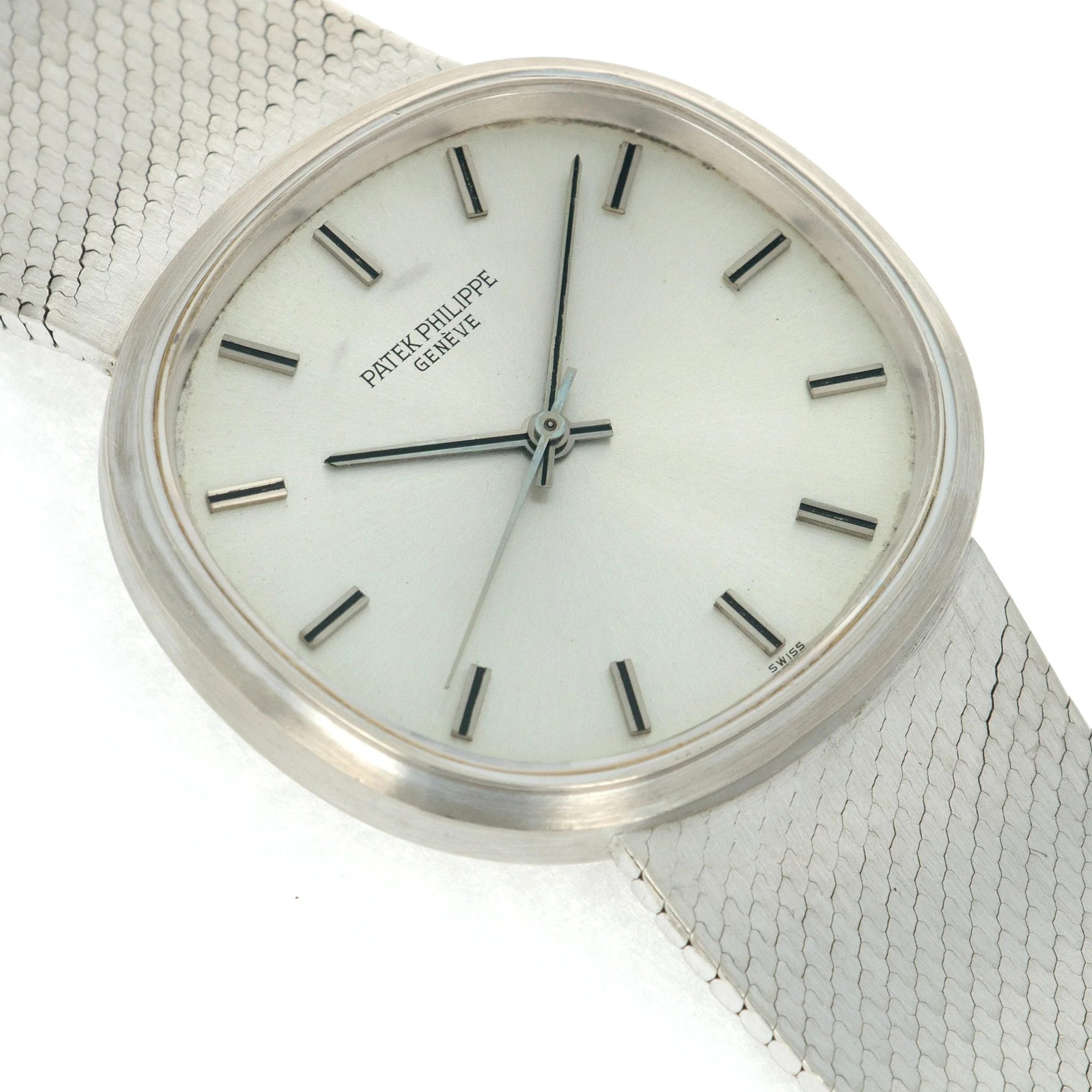 Patek Philippe White Golden Circle Ellipse Ref. 3586 - Image 3