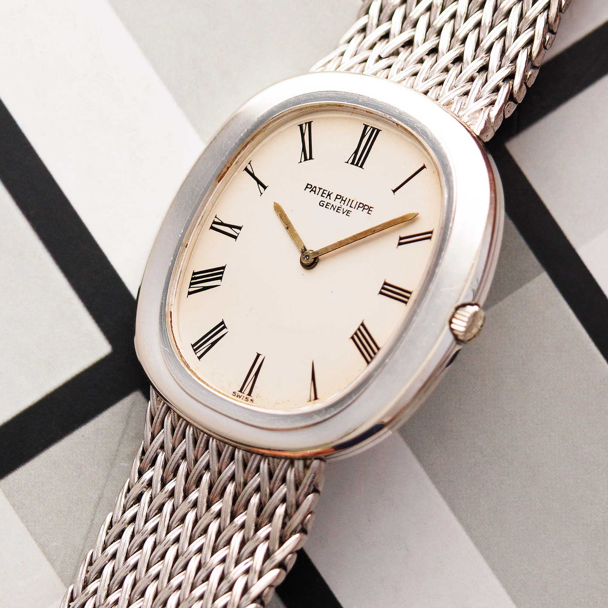 Patek Philippe White Gold Ellipse Ref. 3589 - Image 2
