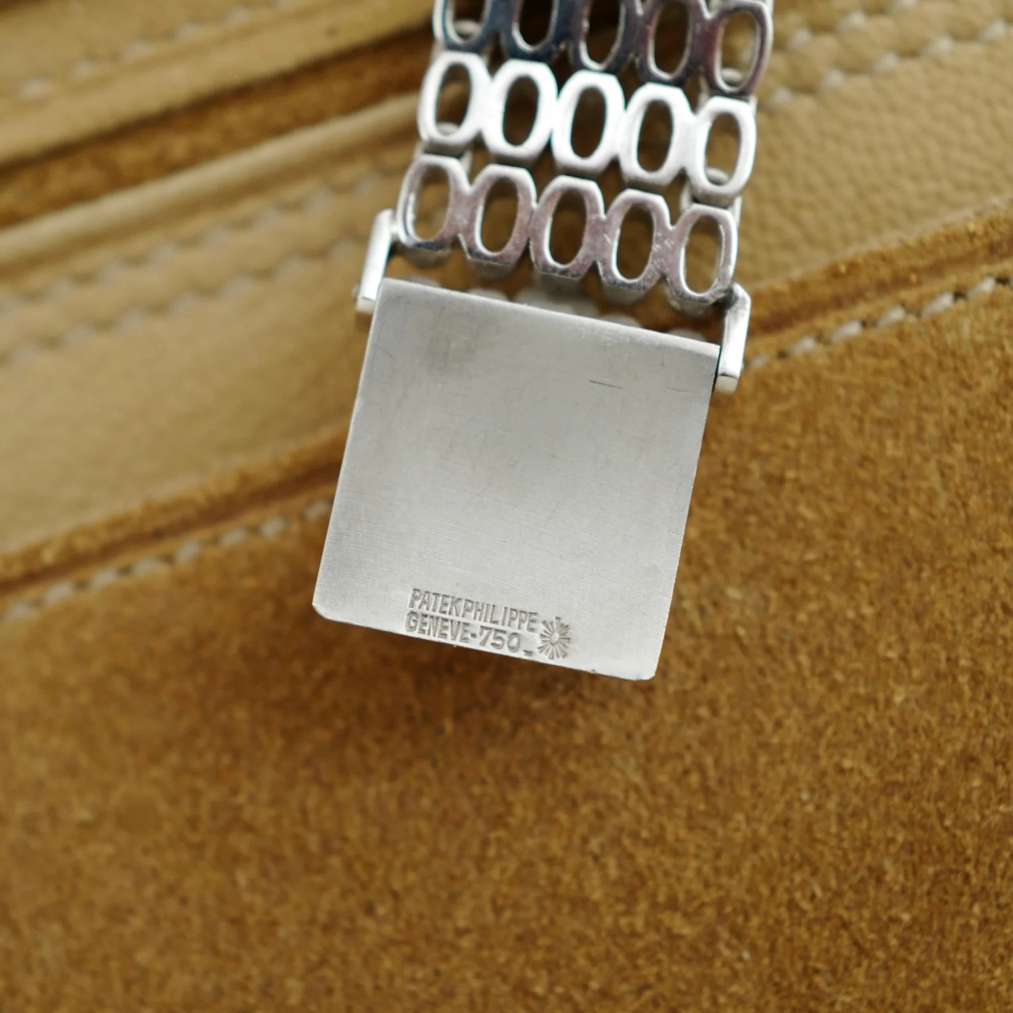 Patek Philippe White Gold Ellipse Ref. 4179 - Image 6
