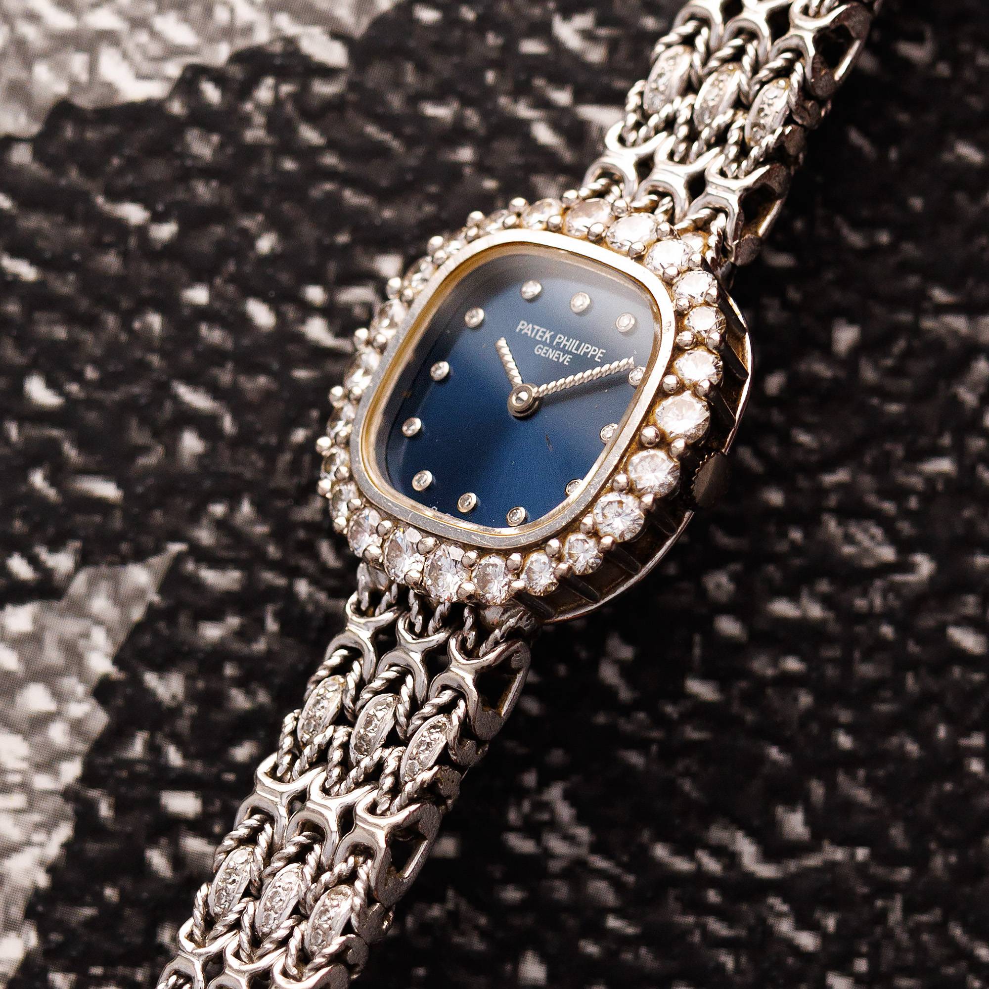 Patek Philippe White Gold Ellipse Ref. 4716 with Factory Diamonds Bracelet - Image 2