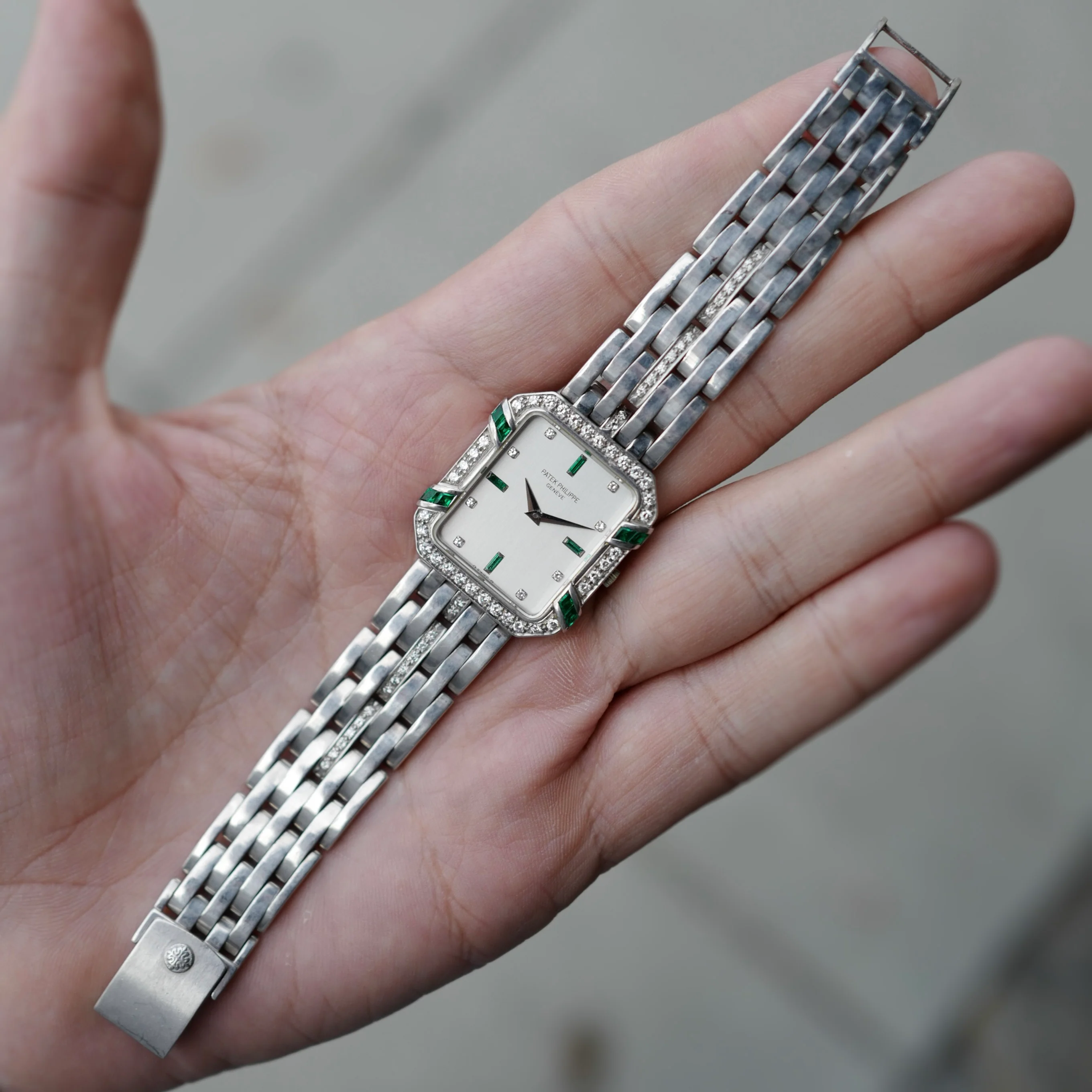 Patek Philippe White Gold Emerald Diamond Watch Ref. 3833 (New Arrival) - Image 3