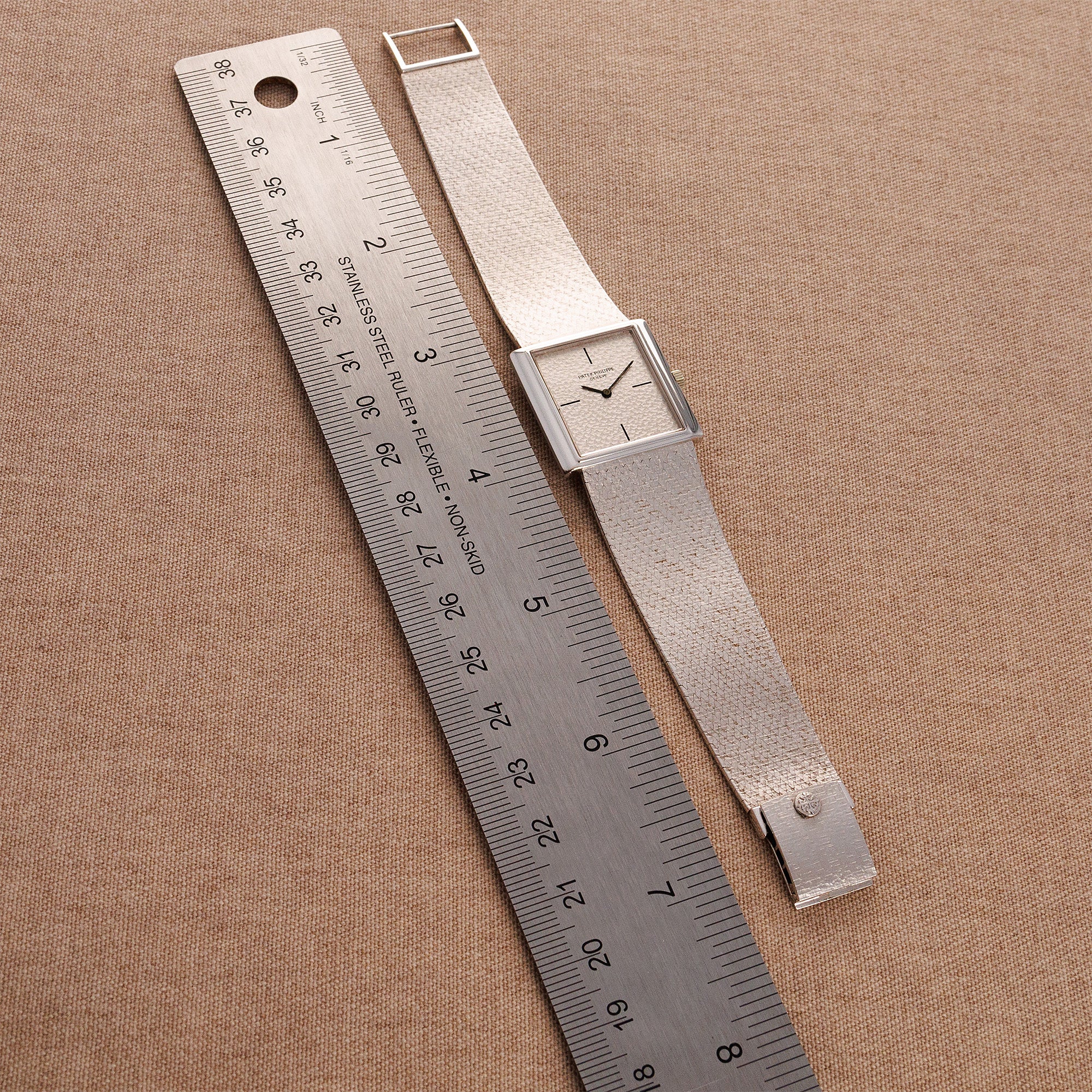 Patek Philippe White Gold Gondolo Ref. 3761 - Image 9