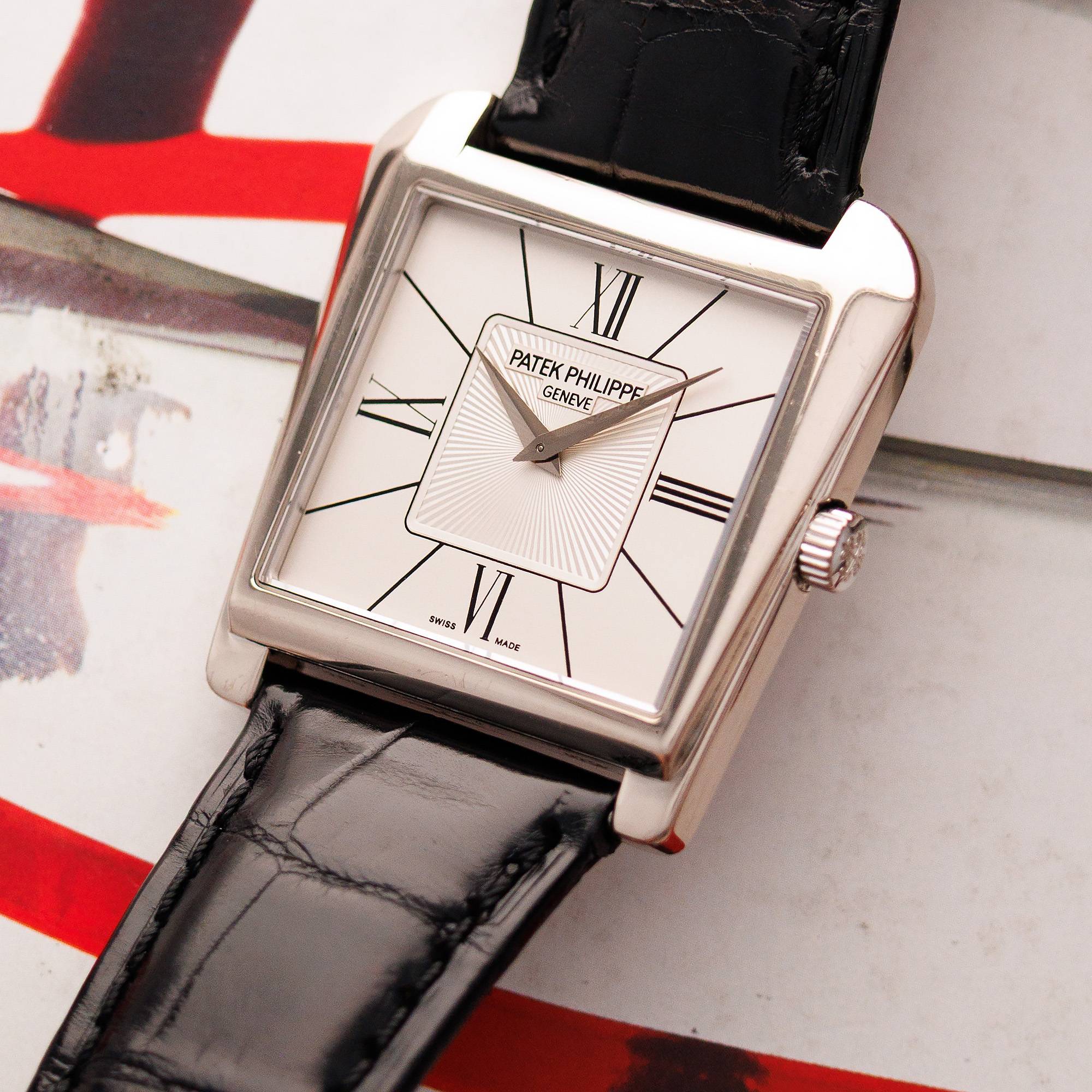 Patek Philippe White Gold Gondolo Trapeze Ref. 5489G - Image 2